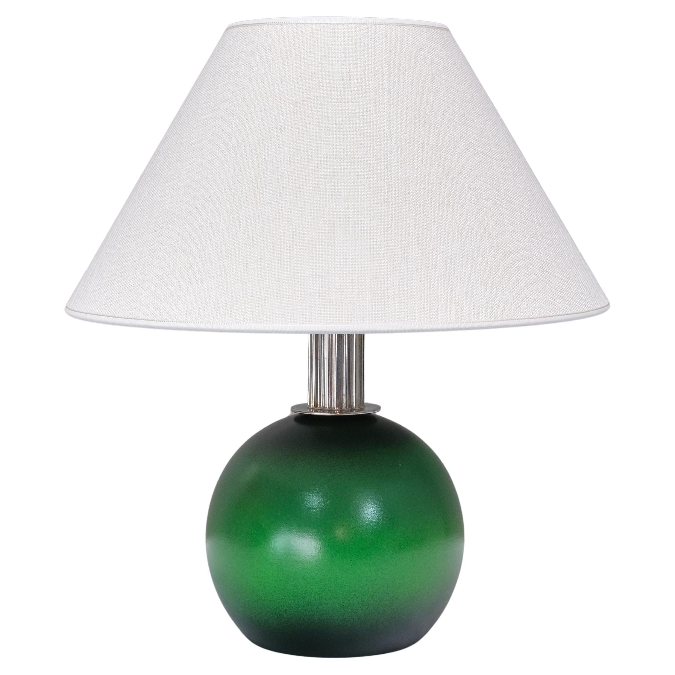 Lámpara de sobremesa de Olof Heijke, madera lacada en verde y níquel, Suecia, hacia 1930 en venta