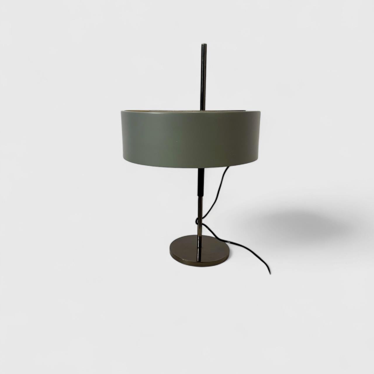 Mid-Century Modern Table Lamp By Ostuni Mod 243 For Sale