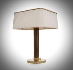 Lampada da tavolo di Paavo Tynell