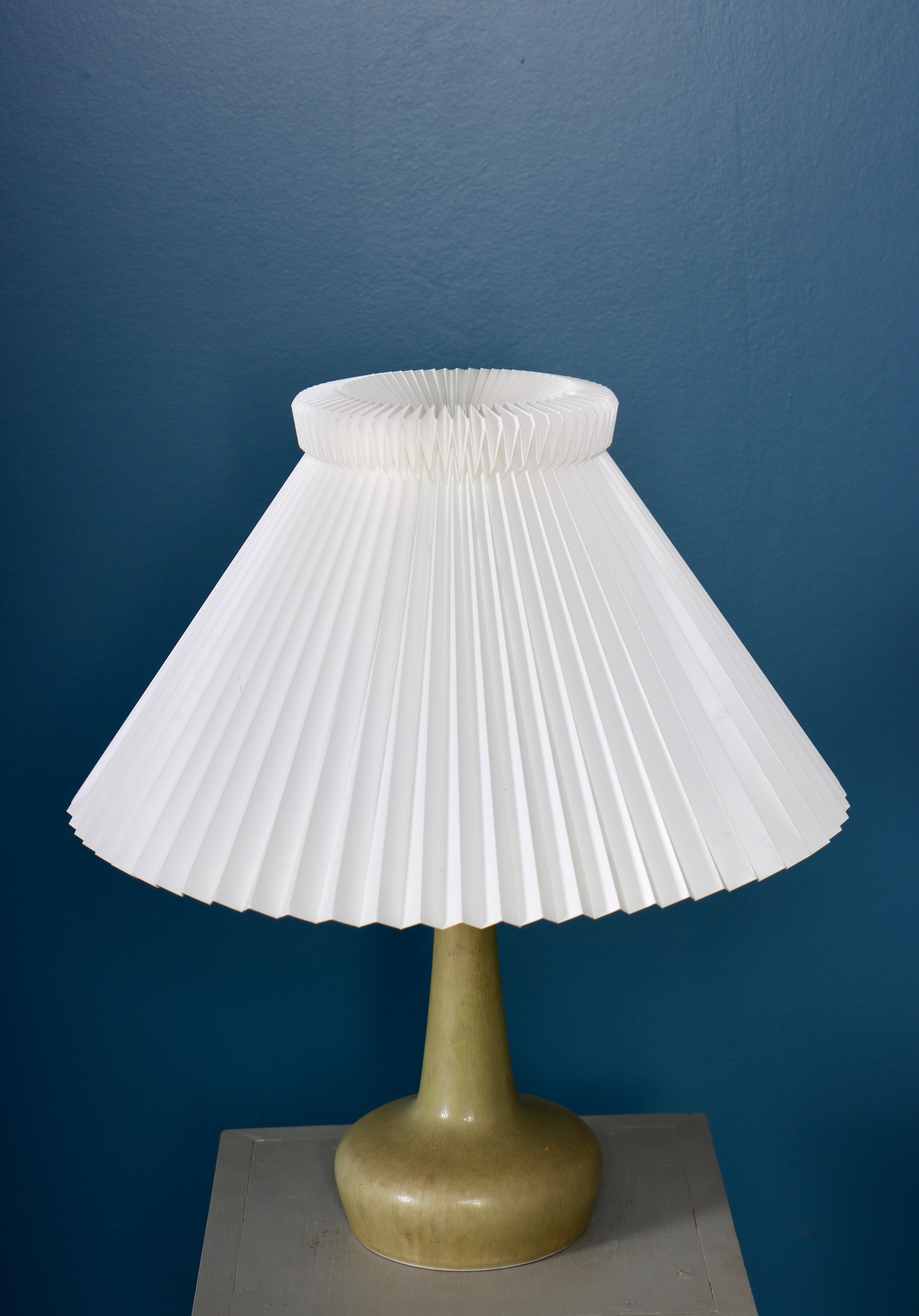 Scandinavian Modern Table Lamp by Palshus with Le Klint Shade, 1960s For Sale