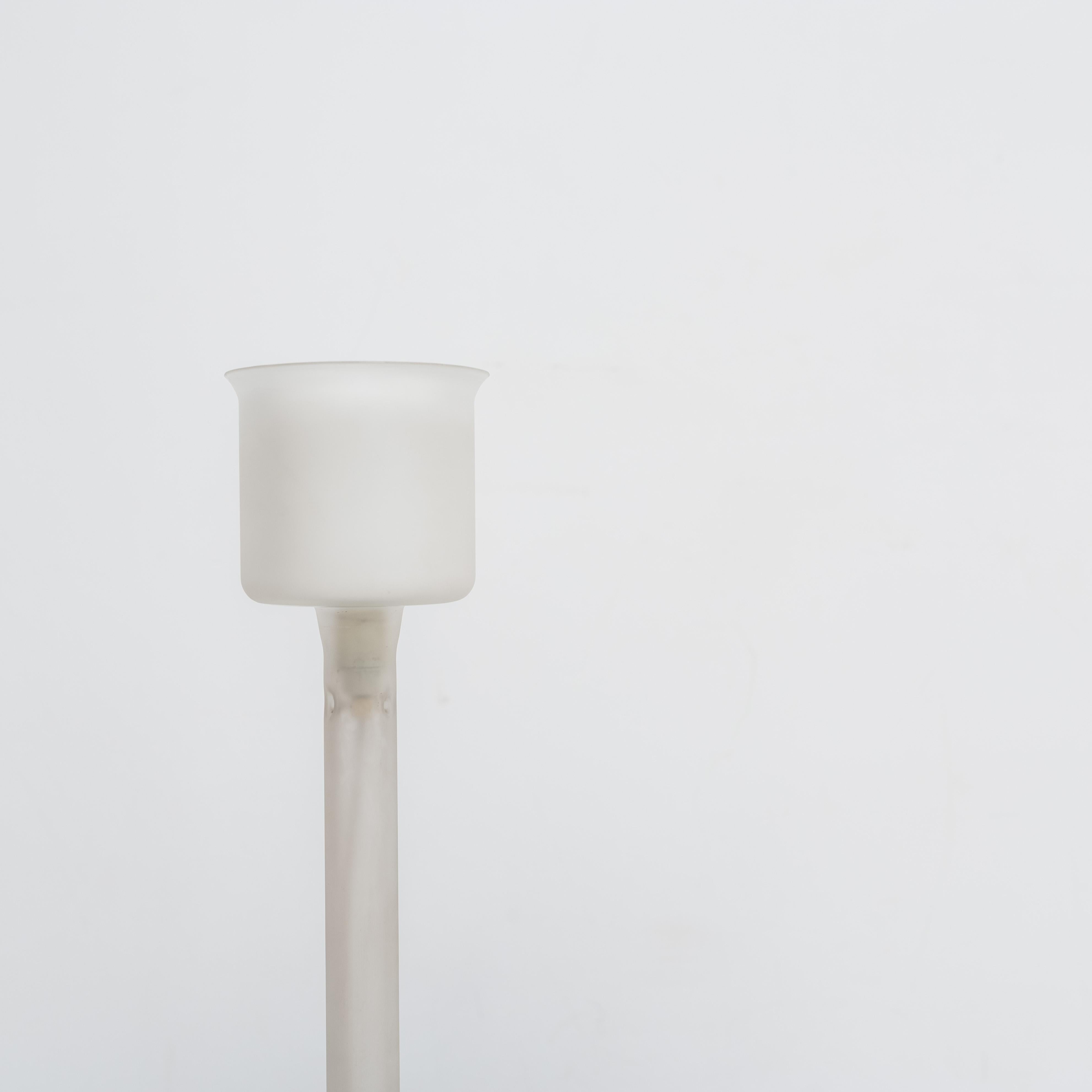 Verre Lampe de table par Piero Castiglioni & Roberto Menghi, Italie, années 1980 en vente
