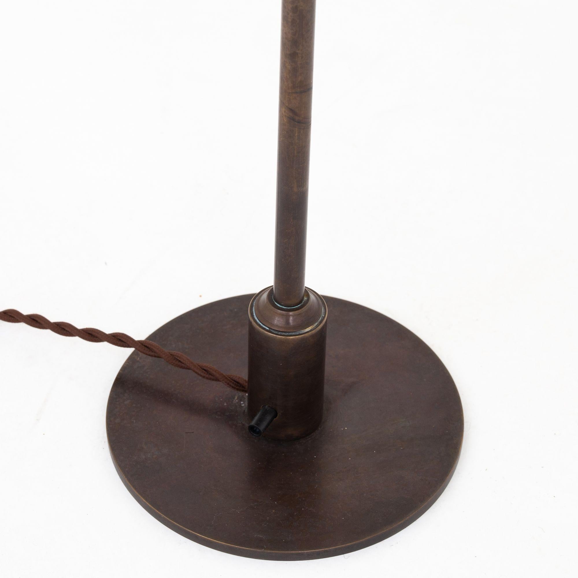 Scandinavian Modern Table lamp by Poul Henningsen