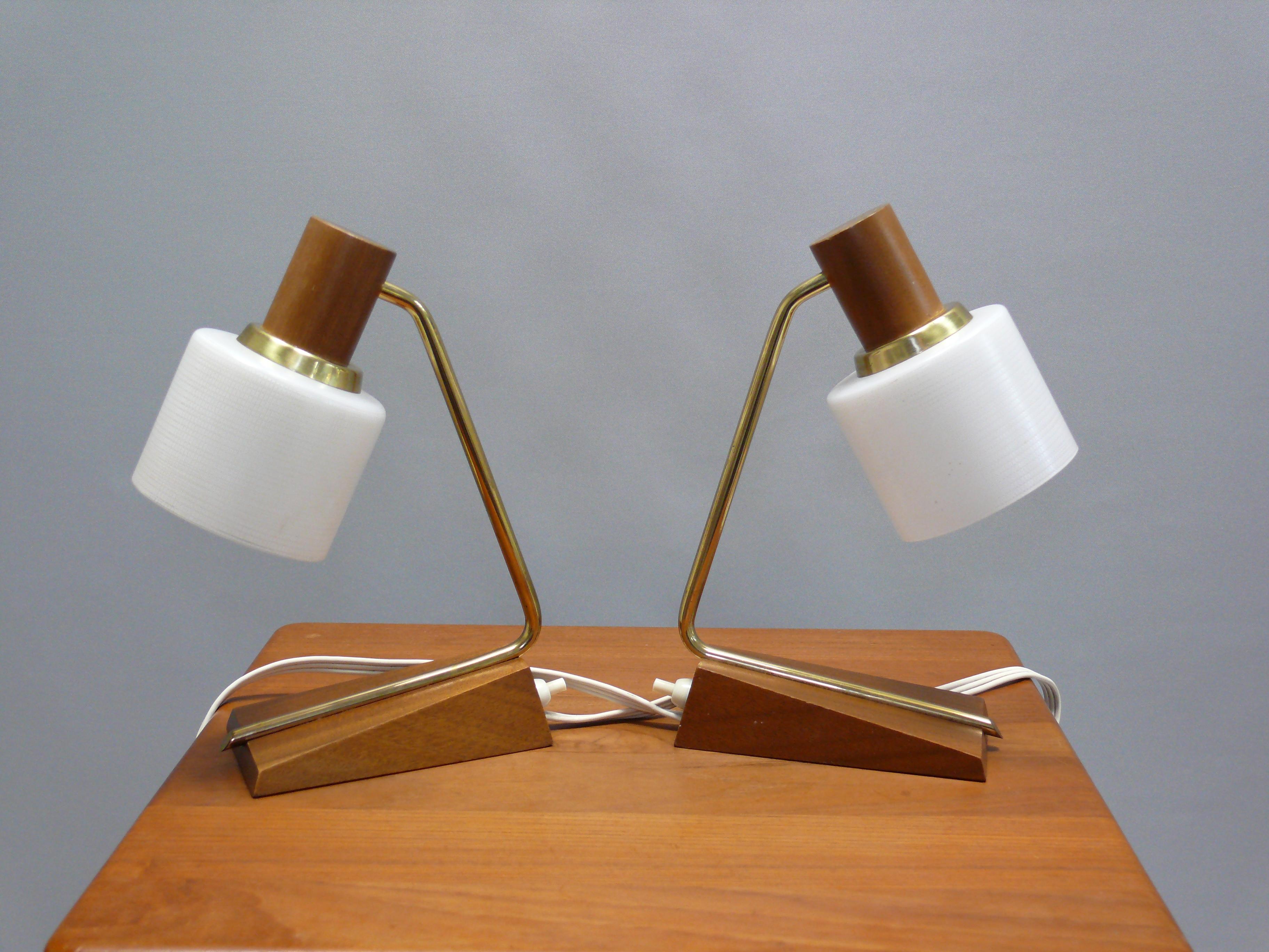 Table Lamp by TEMDE - glass, teak, brass, - Germany, 1960s In Good Condition In Schwerin, MV