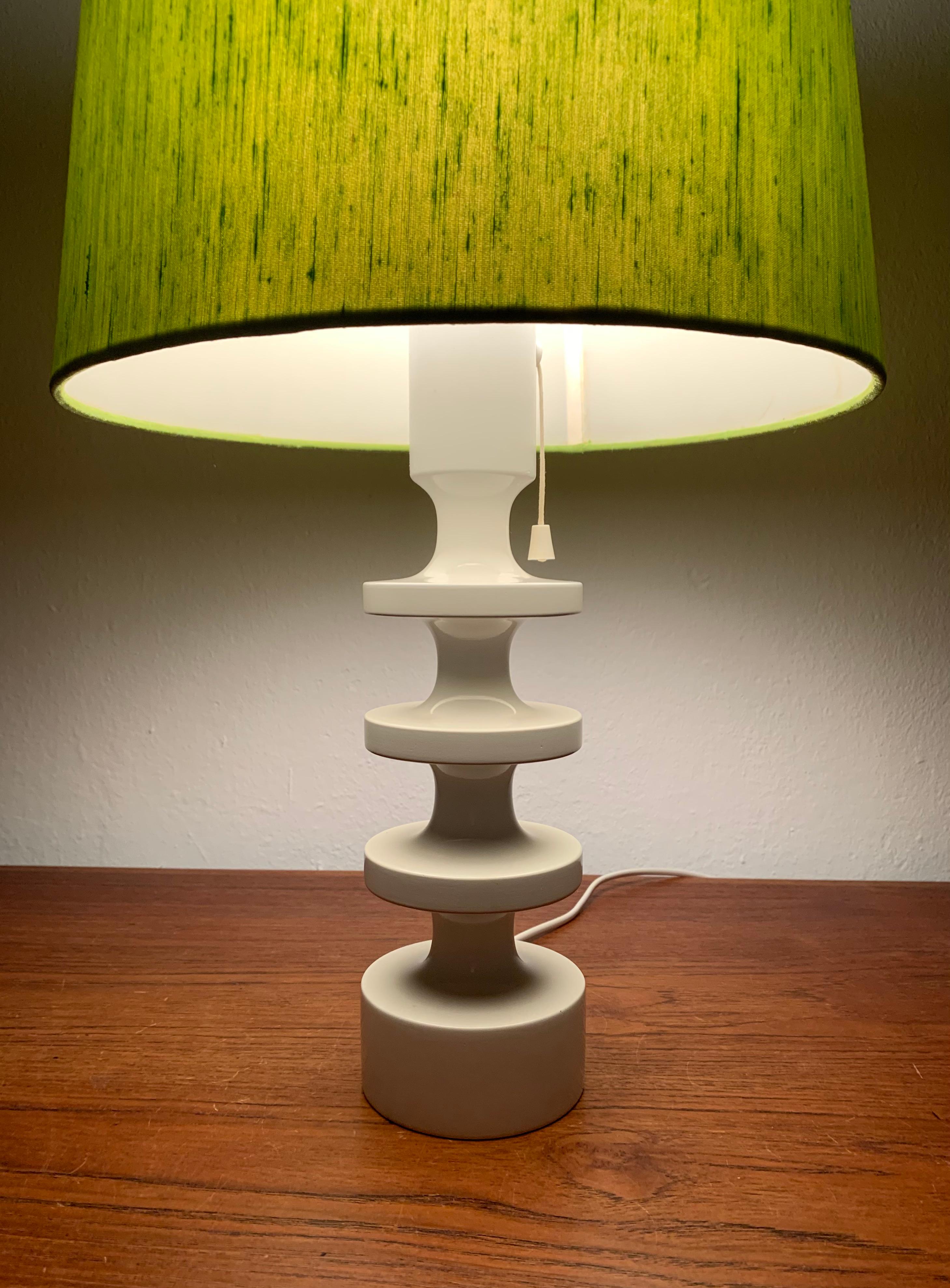 Lampe de table de Uno et Östen Kristiansson pour Luxus en vente 4
