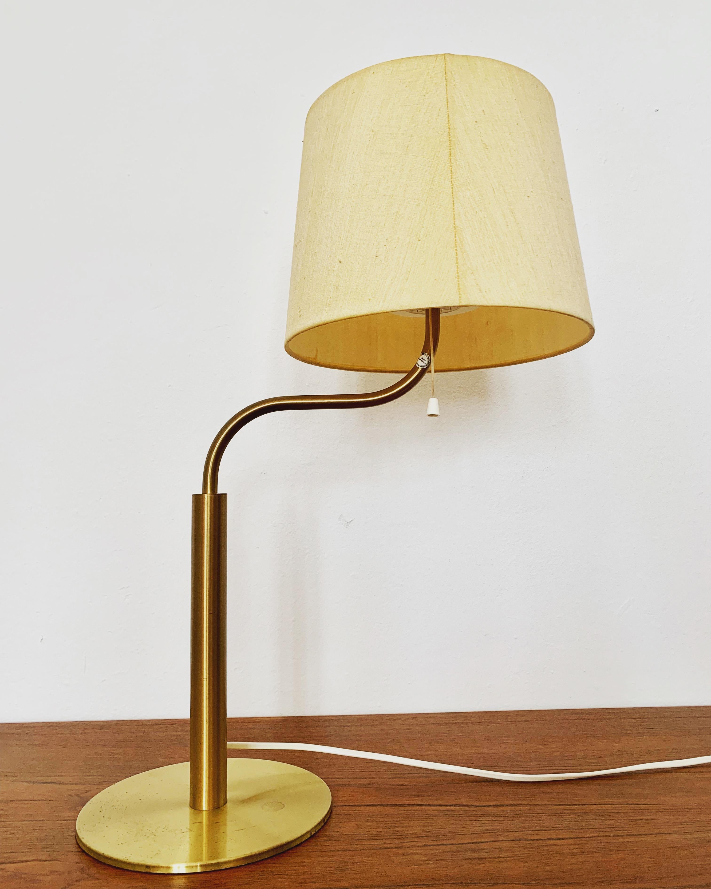 Scandinave moderne Lampe de table par Uno et Östen Kristiansson pour Luxus en vente