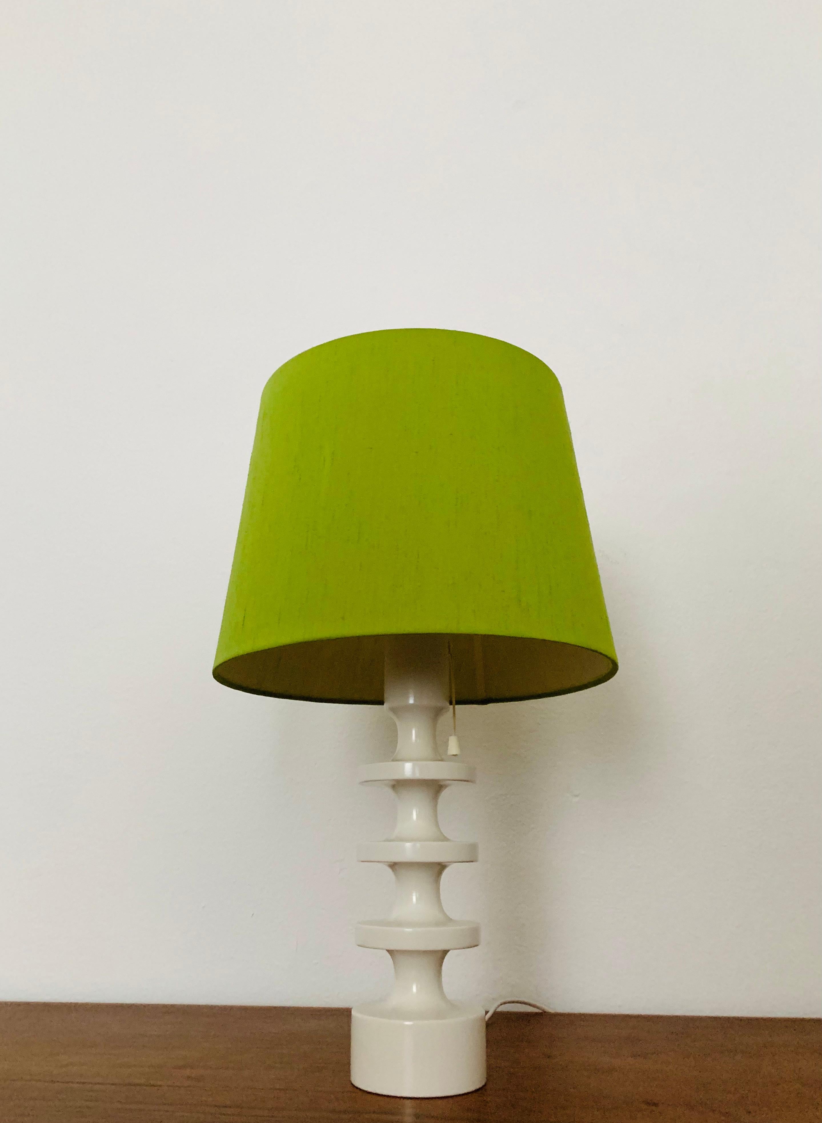 Milieu du XXe siècle Lampe de table par Uno & Östen Kristiansson en vente