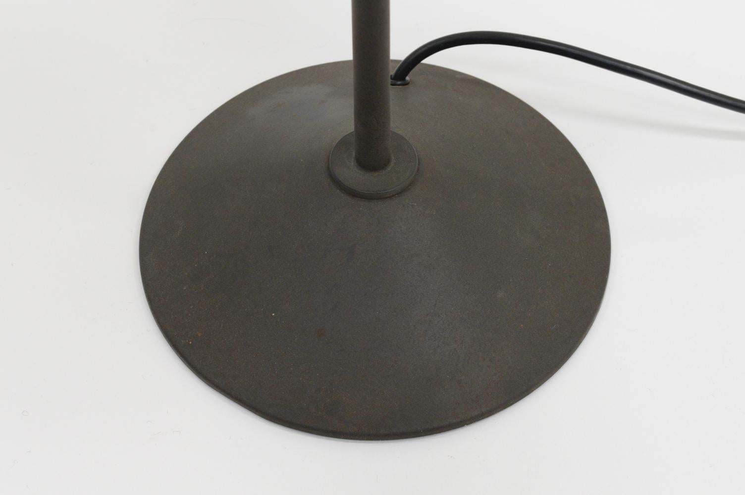 Late 20th Century Table lamp by VeArt, Italy 1980s.  For Sale