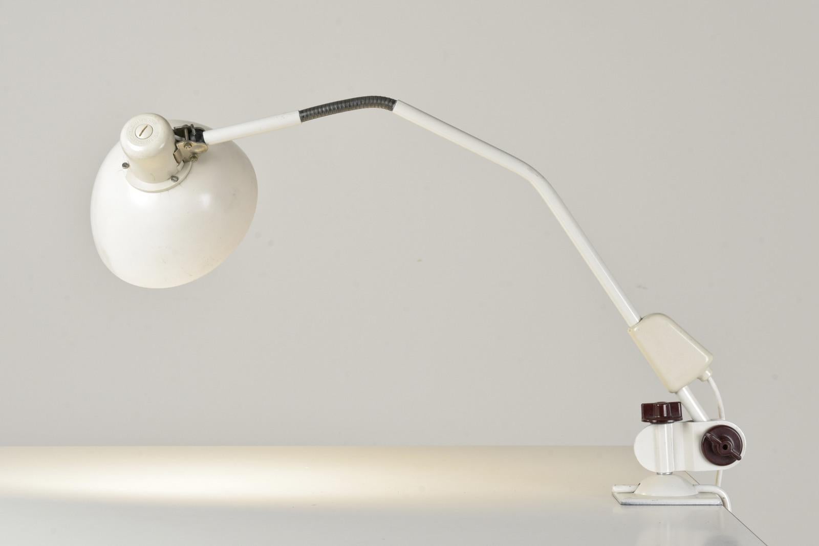 Lampe de bureau VEB Zweckleuchtenbau Dresde, Allemagne - 1965 Bon état - En vente à Berlin, DE