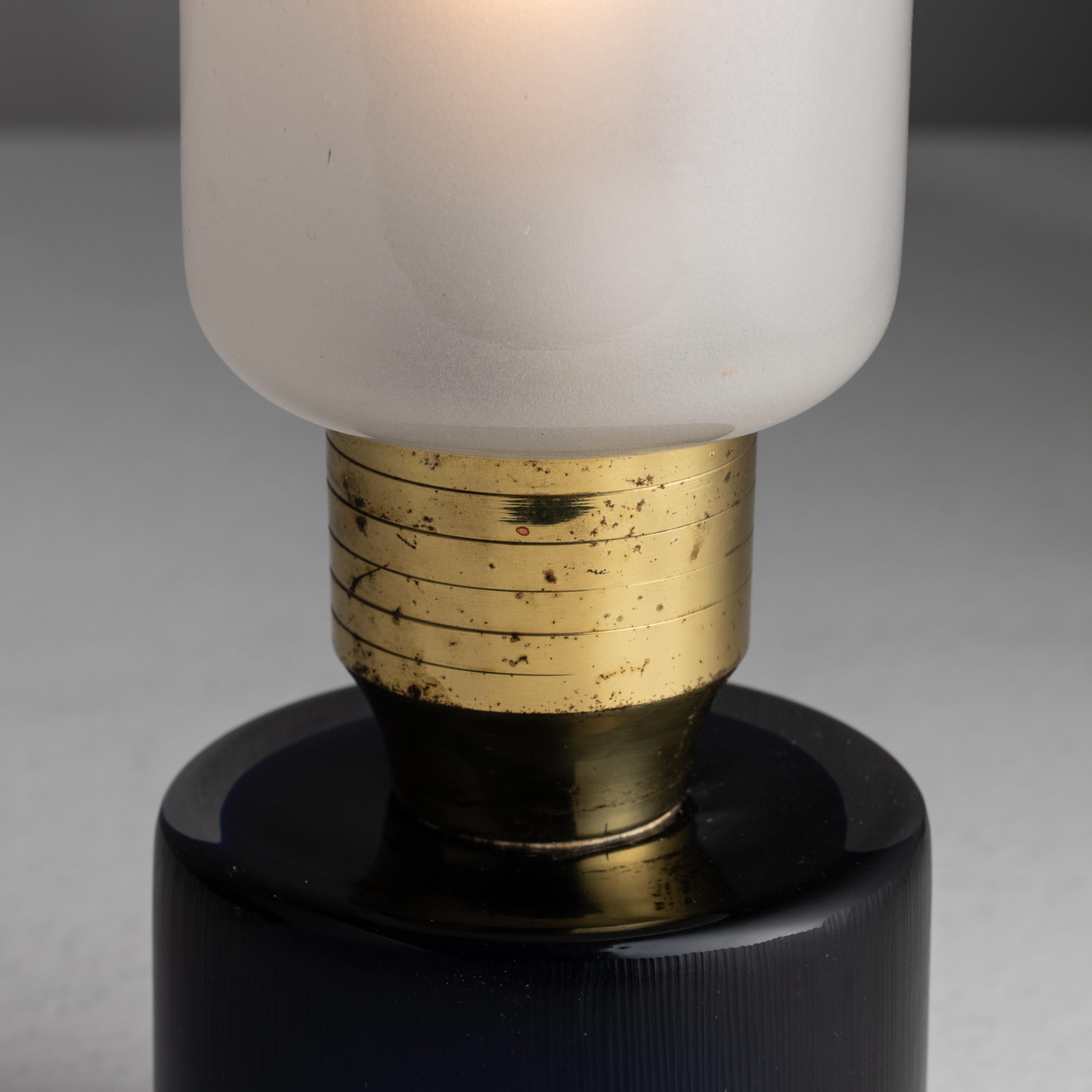 Italian Model 2778 Table Lamp by Venini  For Sale