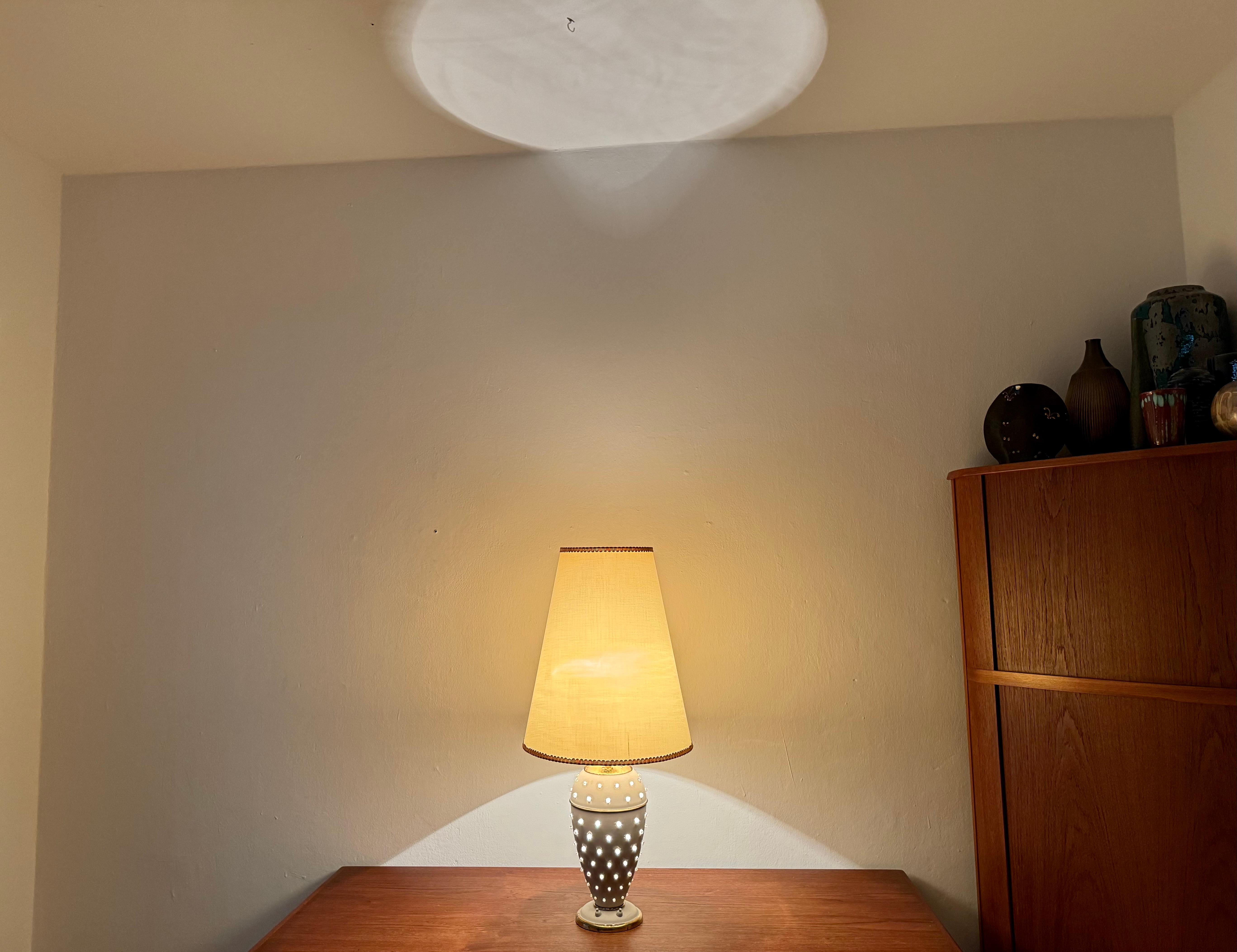 Metal Table Lamp by Vereinigte Werkstätten For Sale