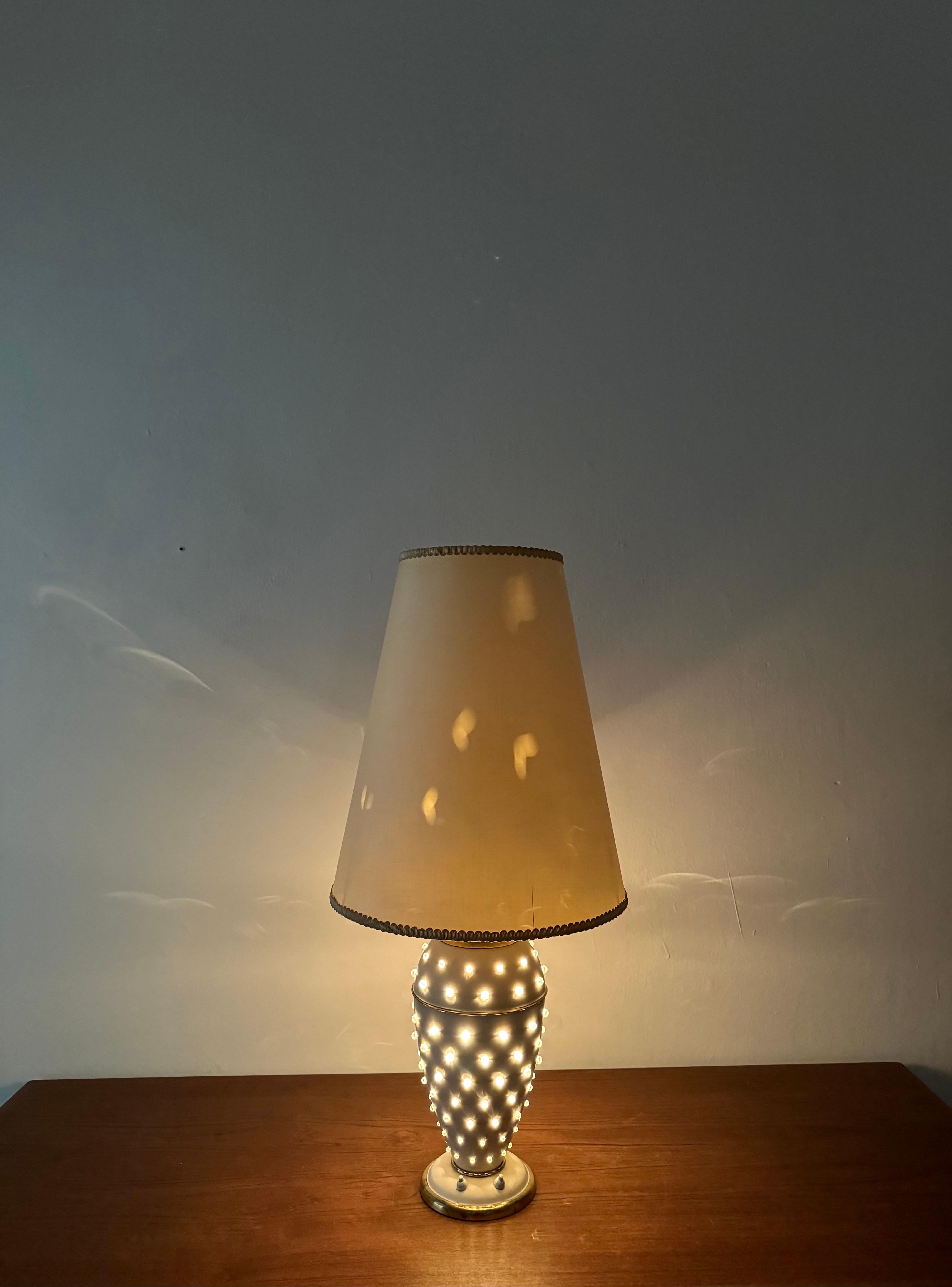 Table Lamp by Vereinigte Werkstätten For Sale 2