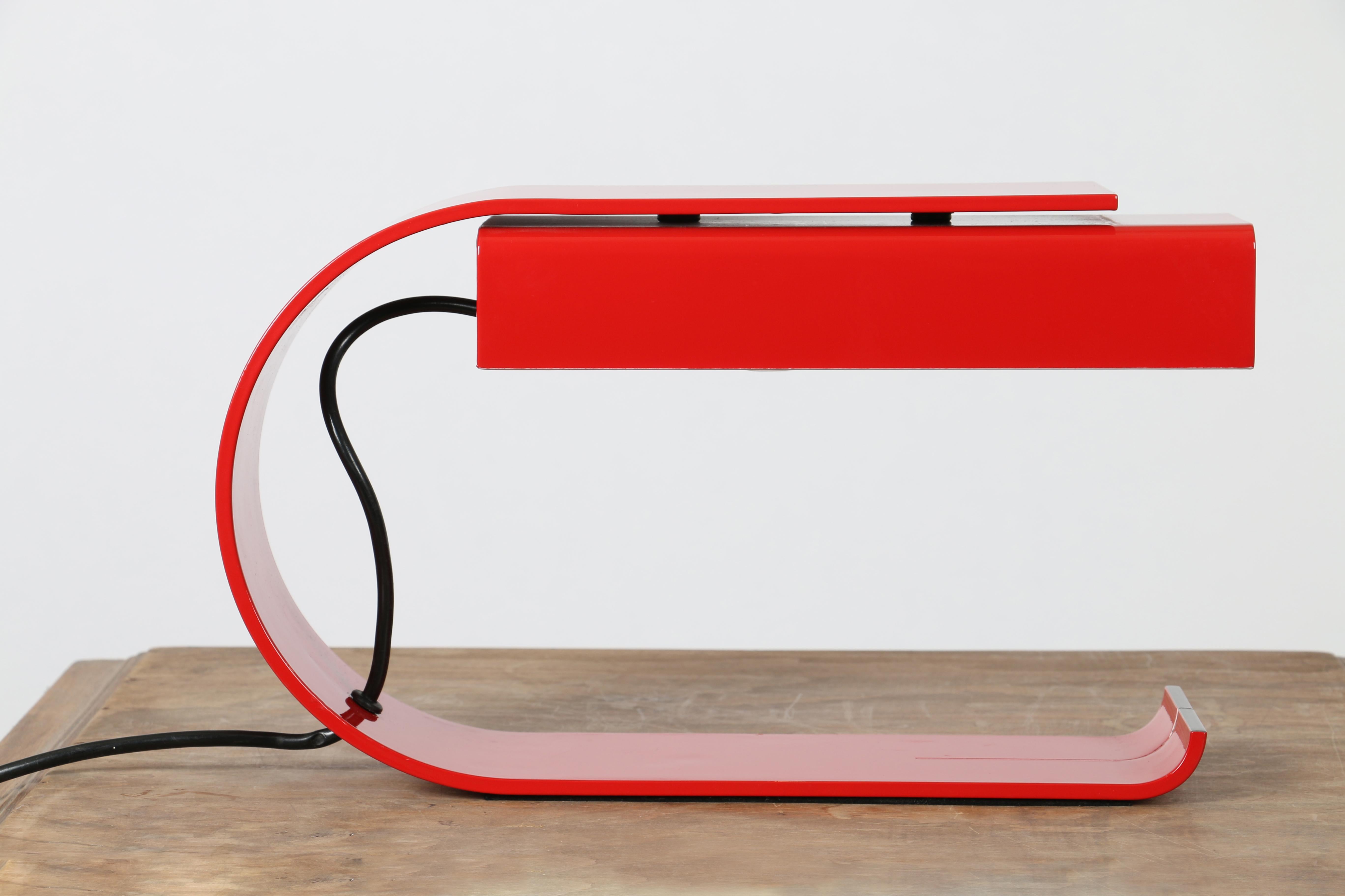 The Axis71 CG01 table lamp, a stunning 1968 design by the famous Belgian designer Christophe Gevers, is an iconic and timeless piece of lighting that continues to captivate and inspire. It was specially designed for Christophe Gevers' first catering