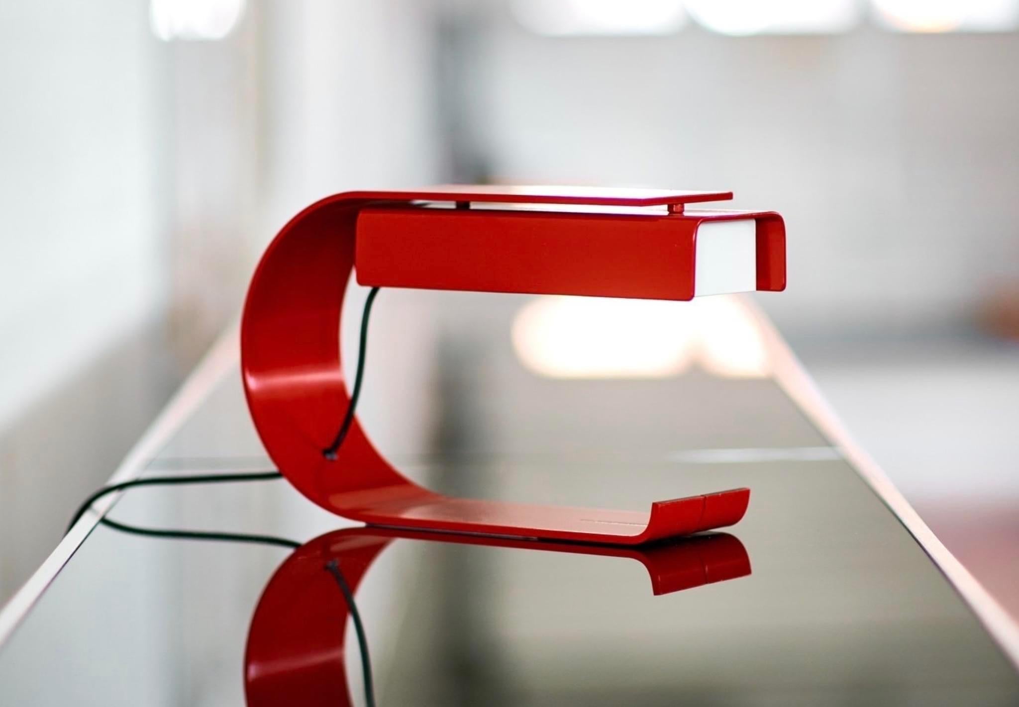Belgian Table lamp CG01 Classic RED designed in 1968 For Sale