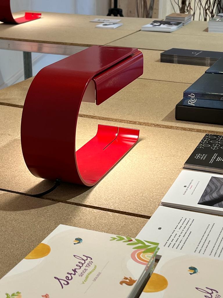 Painted Table lamp CG01 Classic RED designed in 1968 For Sale