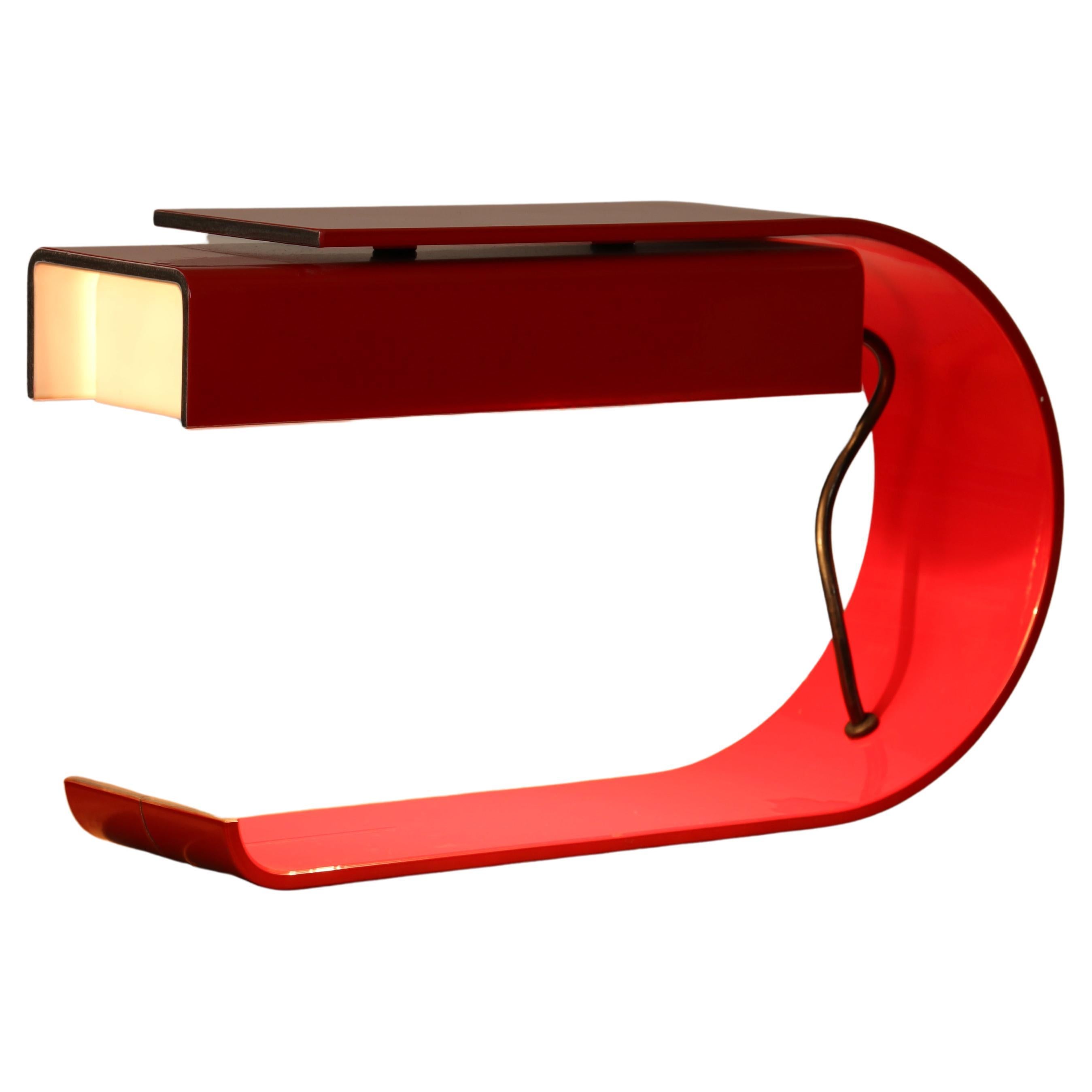 Lampada da tavolo CG01 Classic RED progettata nel 1968