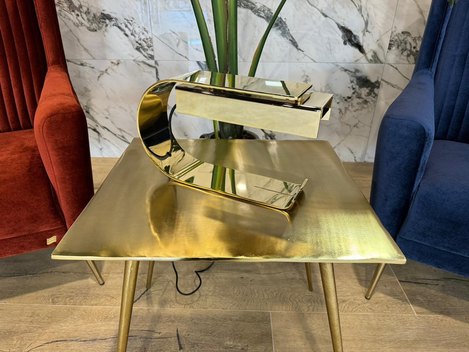 The Axis71 CG01 table lamp, a stunning 1968 design by the famous Belgian designer Christophe Gevers, is an iconic and timeless piece of lighting that continues to captivate and inspire. It was specially designed for Christophe Gevers' first catering