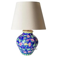 Vintage Table Lamp, Chinese, Porcelaine, Hand Painted, in a Vase Shape, China circa 1940