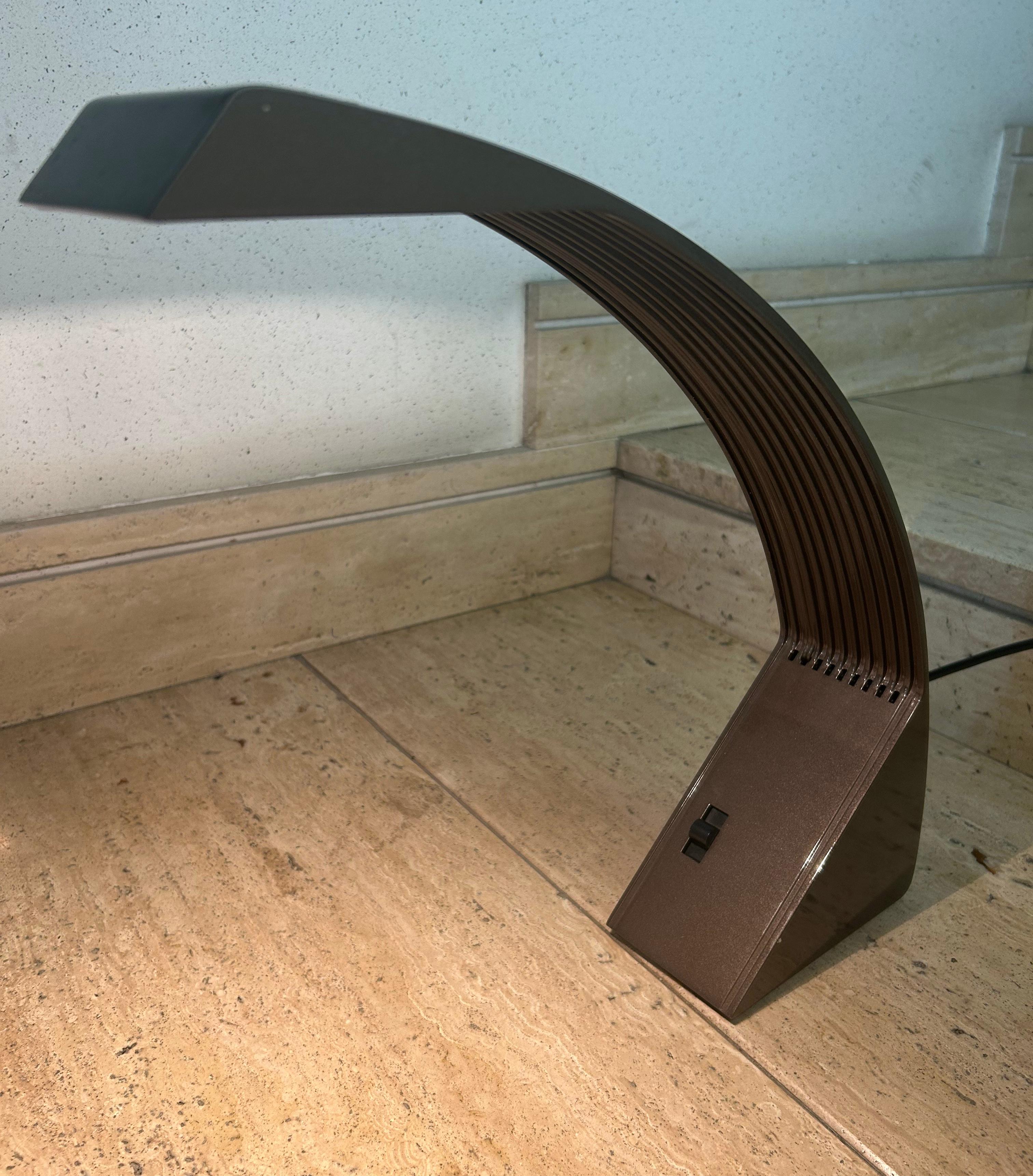 Lámpara de mesa Cil Roma Italia Arcobaleno diseño Marco Zotta Metal en venta