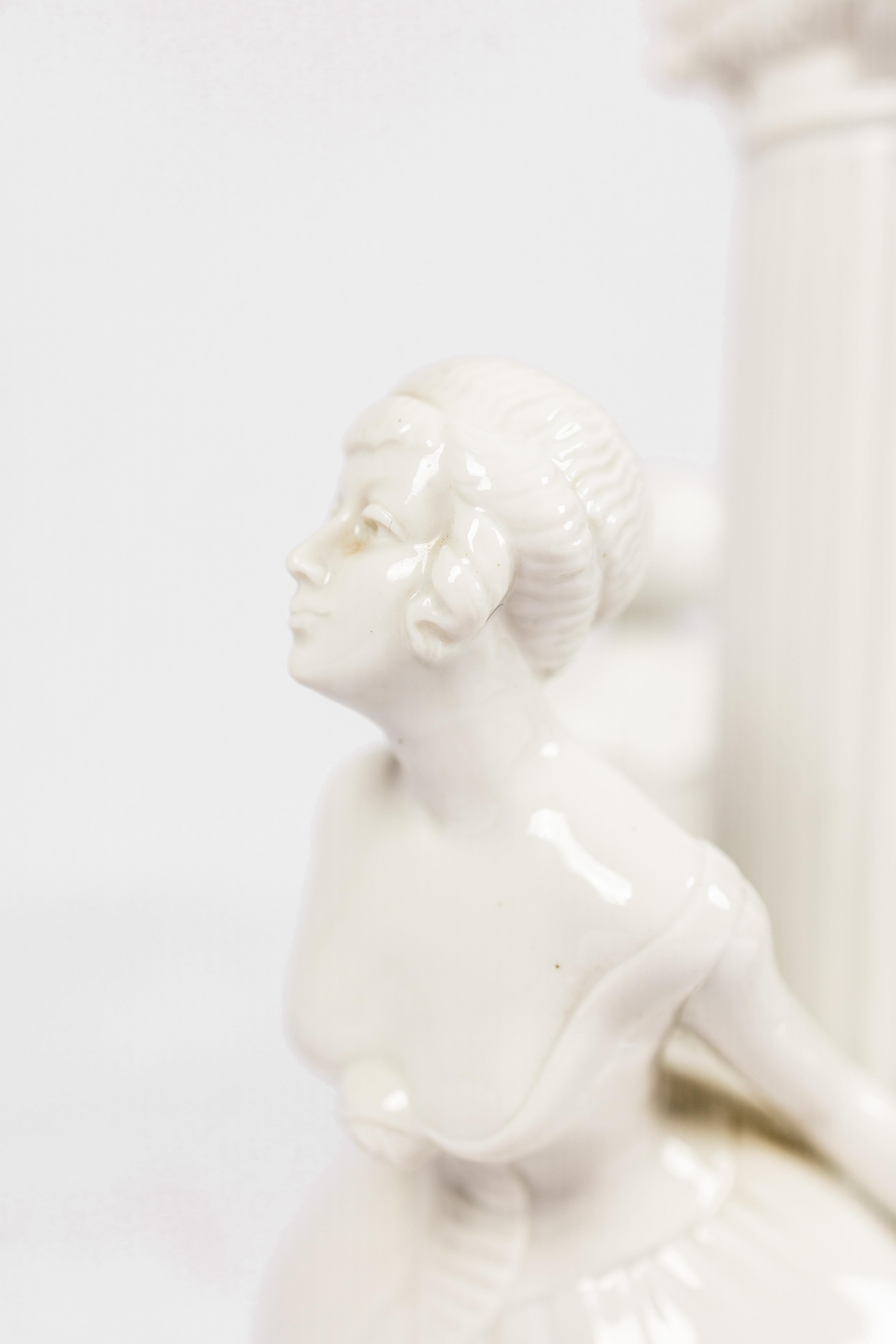 Lampada da tavolo: scultura in porcellana 'Dancing ladies' di Fraureuth Kunstabteilung in vendita 4