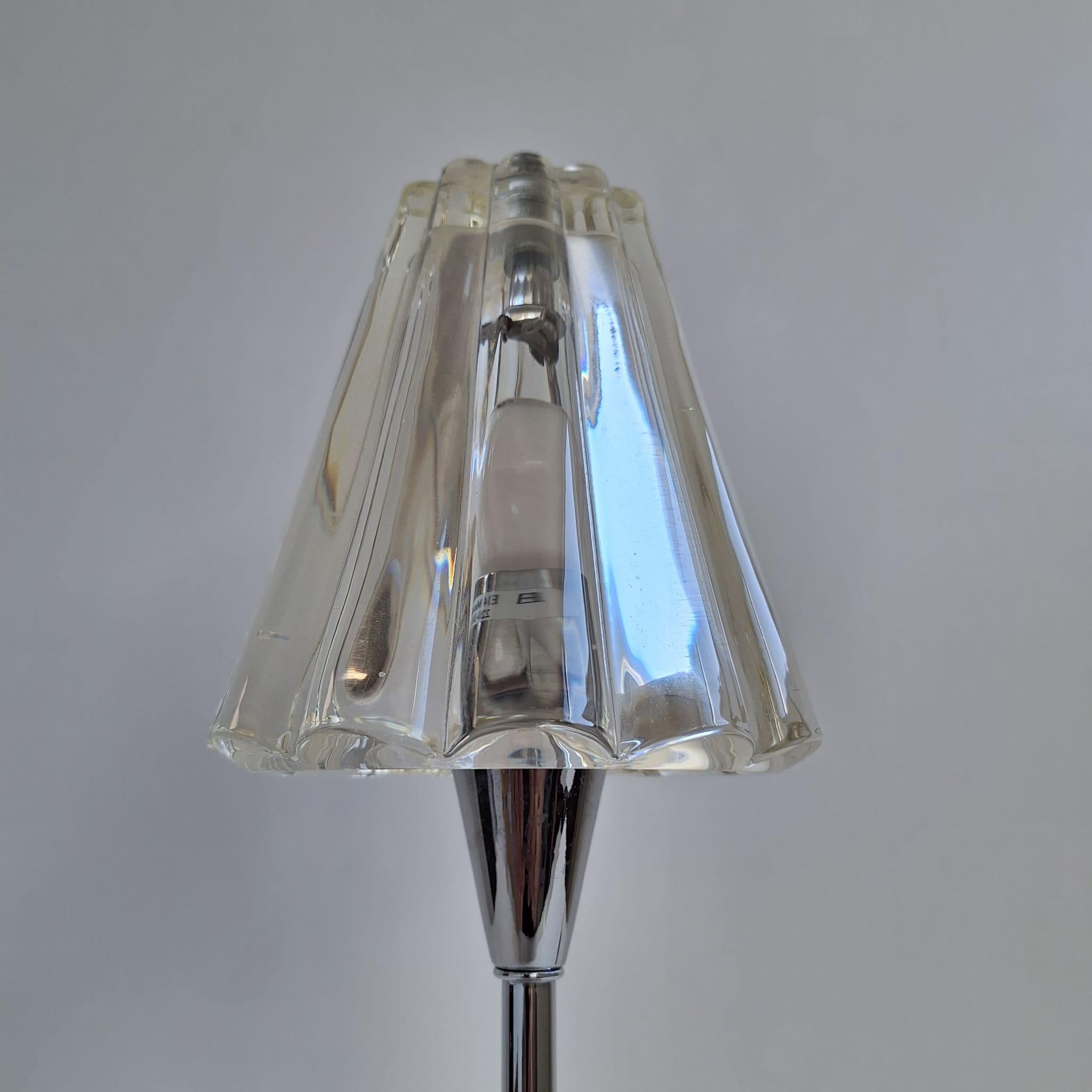 Table lamp design by Cristian Cubiña for Almalight en venta 3