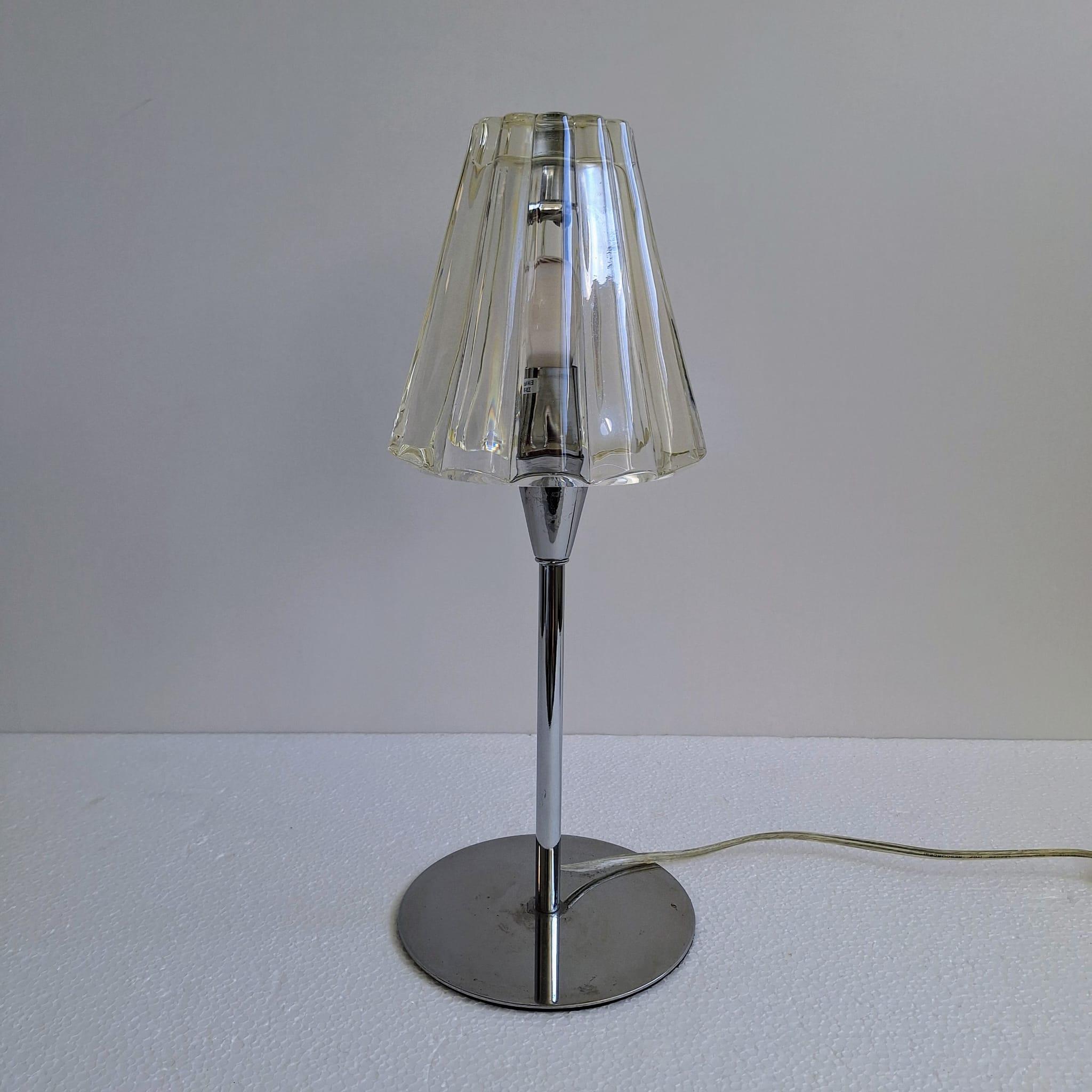 Table lamp design by Cristian Cubiña for Almalight en venta 4