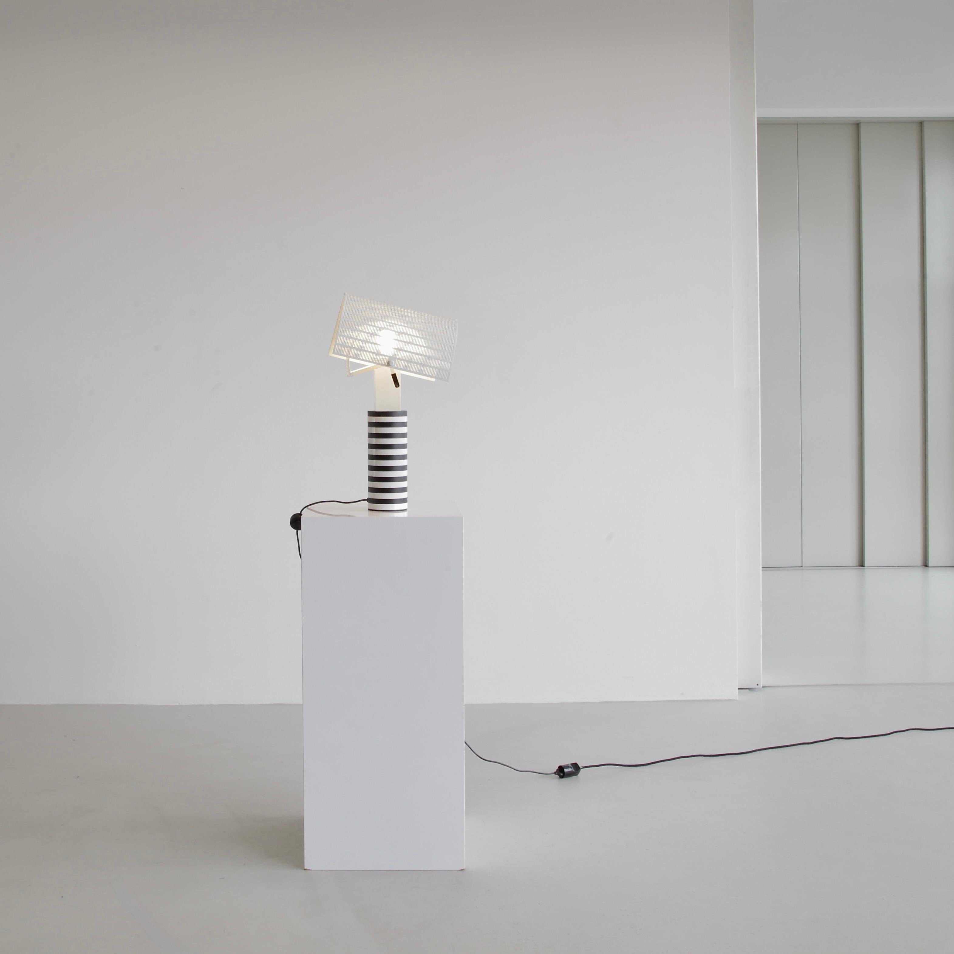 Lampada da tavolo disegnata da Mario BOTTA per Artemide, 1986 in vendita 2