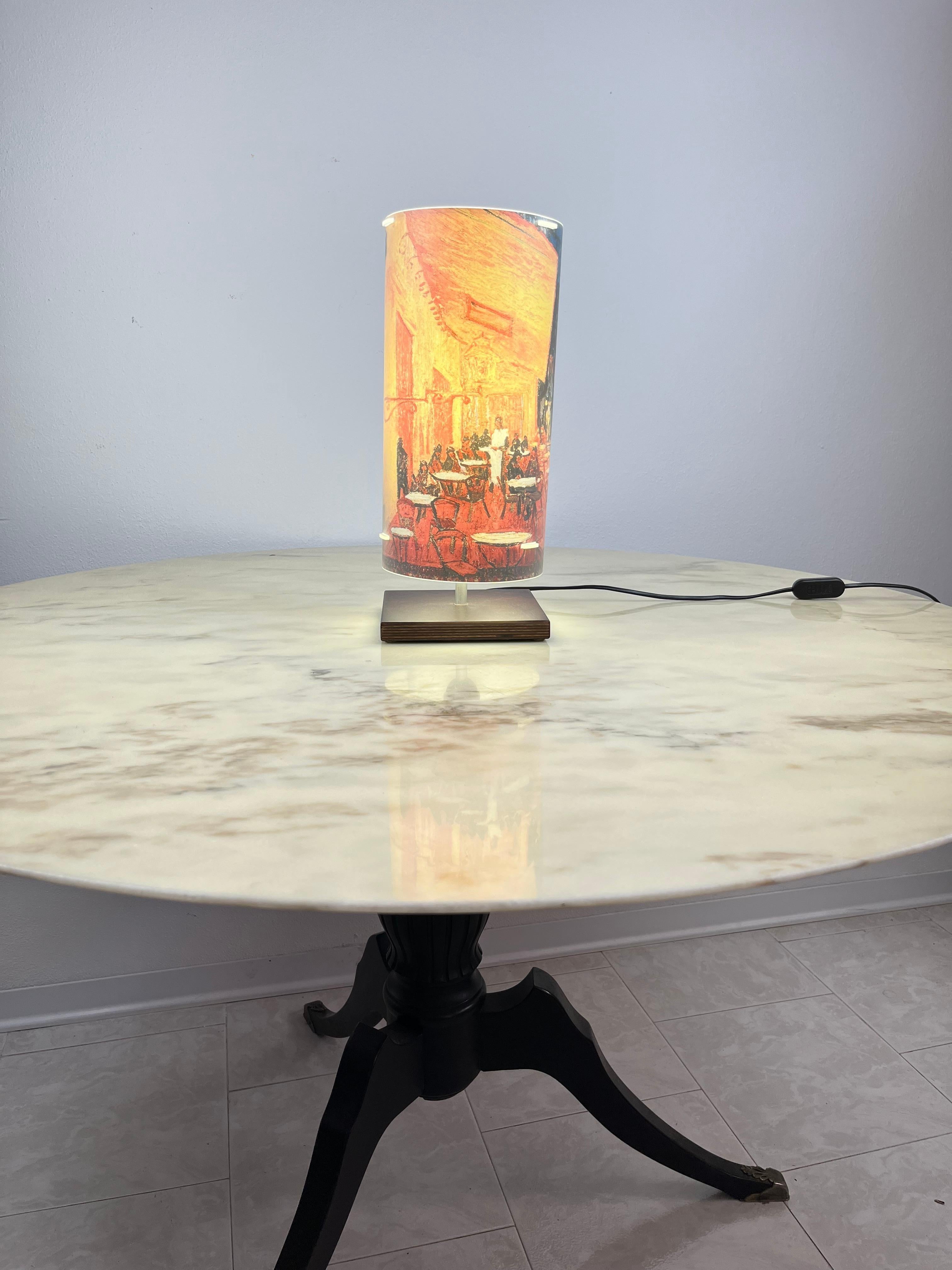 Table Lamp, Diffuser Finish in Decorated Polilux, Italy, 1990s In Good Condition For Sale In Palermo, IT