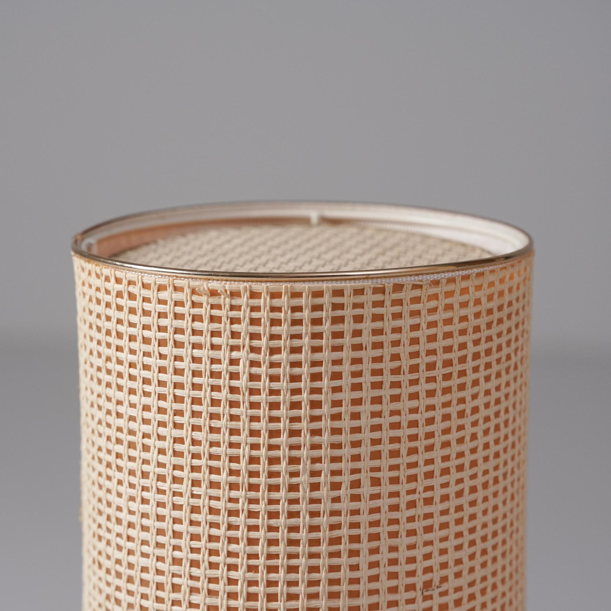 Lámpara de mesa, Finlandia, años 60 en Bueno estado para la venta en Helsinki, Uusimaa