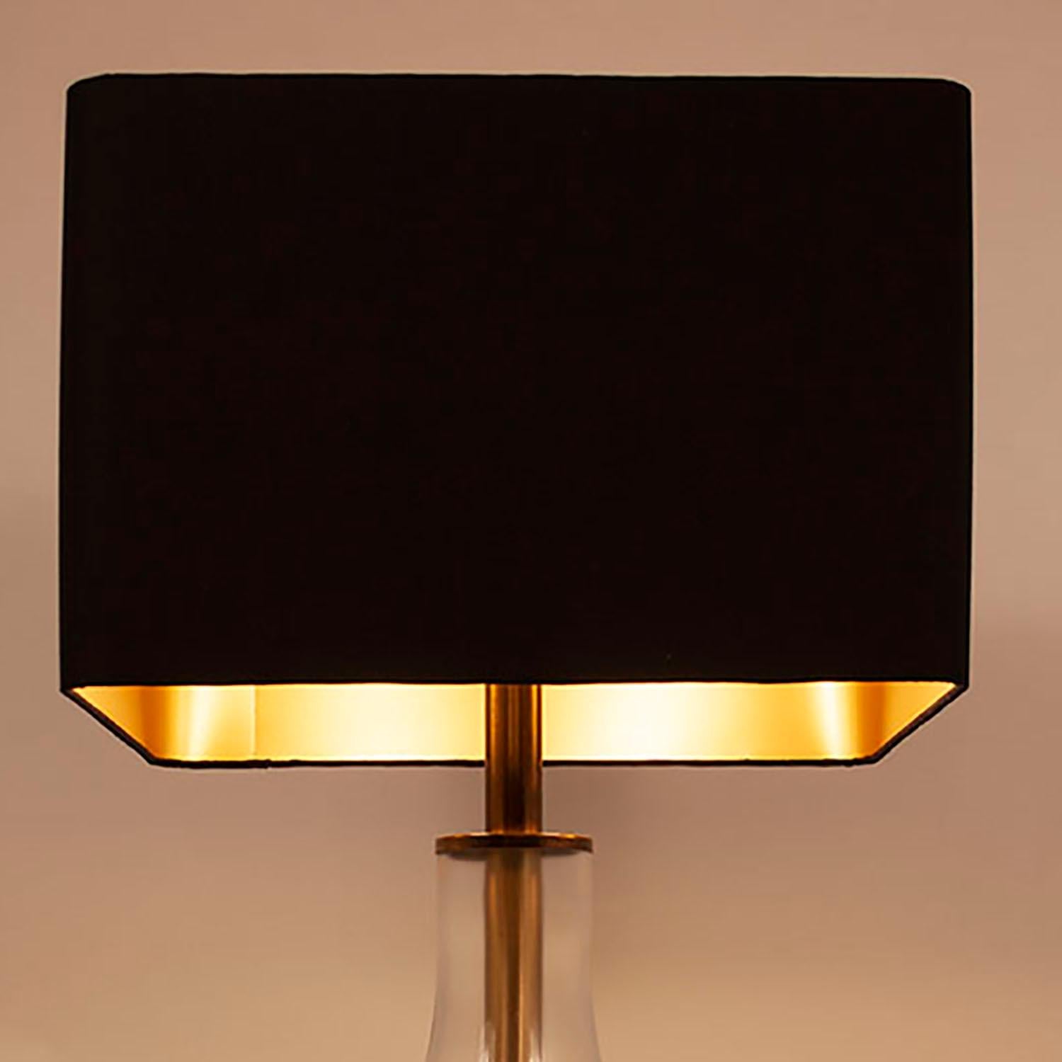 Lumica Midcentury Golden Brass and Glass Table Lamp with Black Shade, 1970s In Good Condition In Barcelona, Cataluna