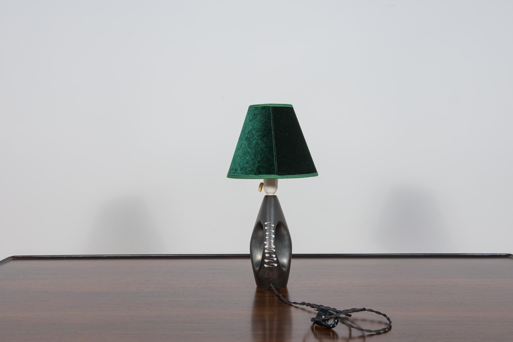 Table lamp from the “Burgundy” series, designed by Holm Sorensen, Soholm. For Sale 2