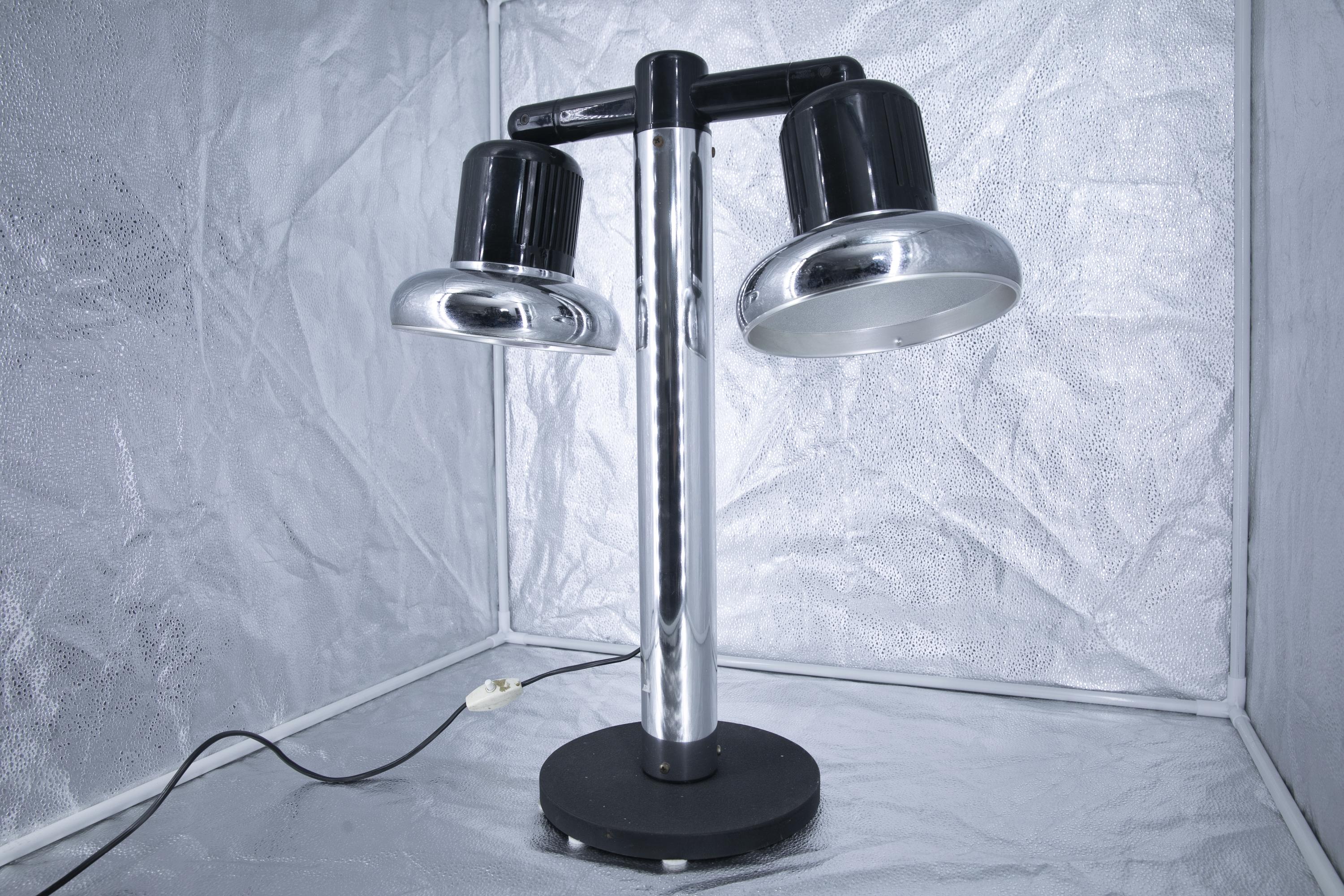 Table Lamp, Gae Aulenti, Livio Castiglioni, Stilnovo, 1970s, Italy In Good Condition For Sale In Pambio Noranco, CH