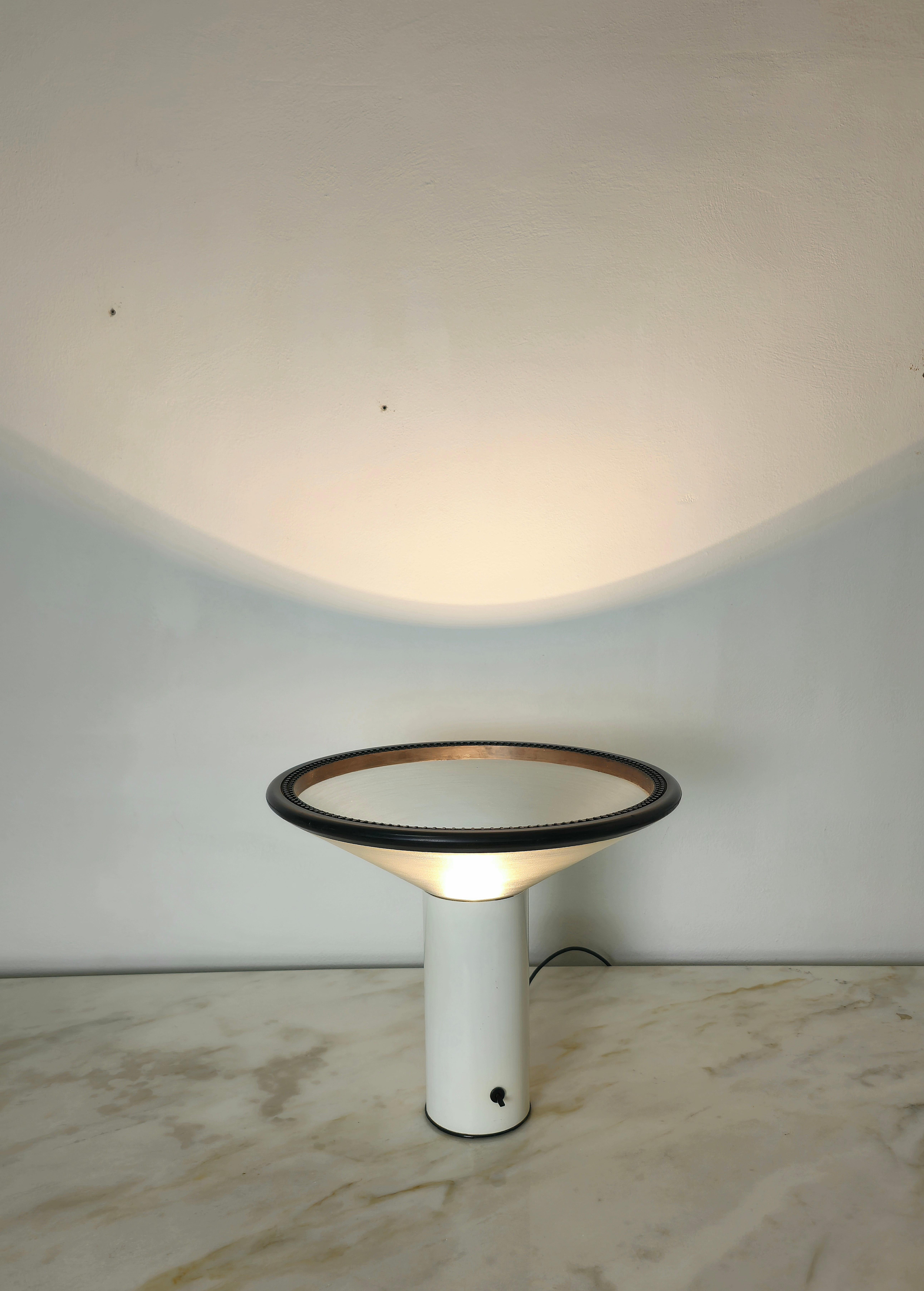 Enameled Table Lamp Glass Metal Gianfranco Frattini for Luci Midcentury Italy 1980s For Sale