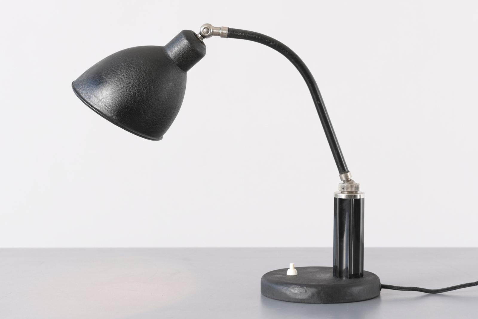 Table Lamp Grapholux by Christian Dell for Molitor, Germany - 1935 In Good Condition For Sale In Berlin, DE
