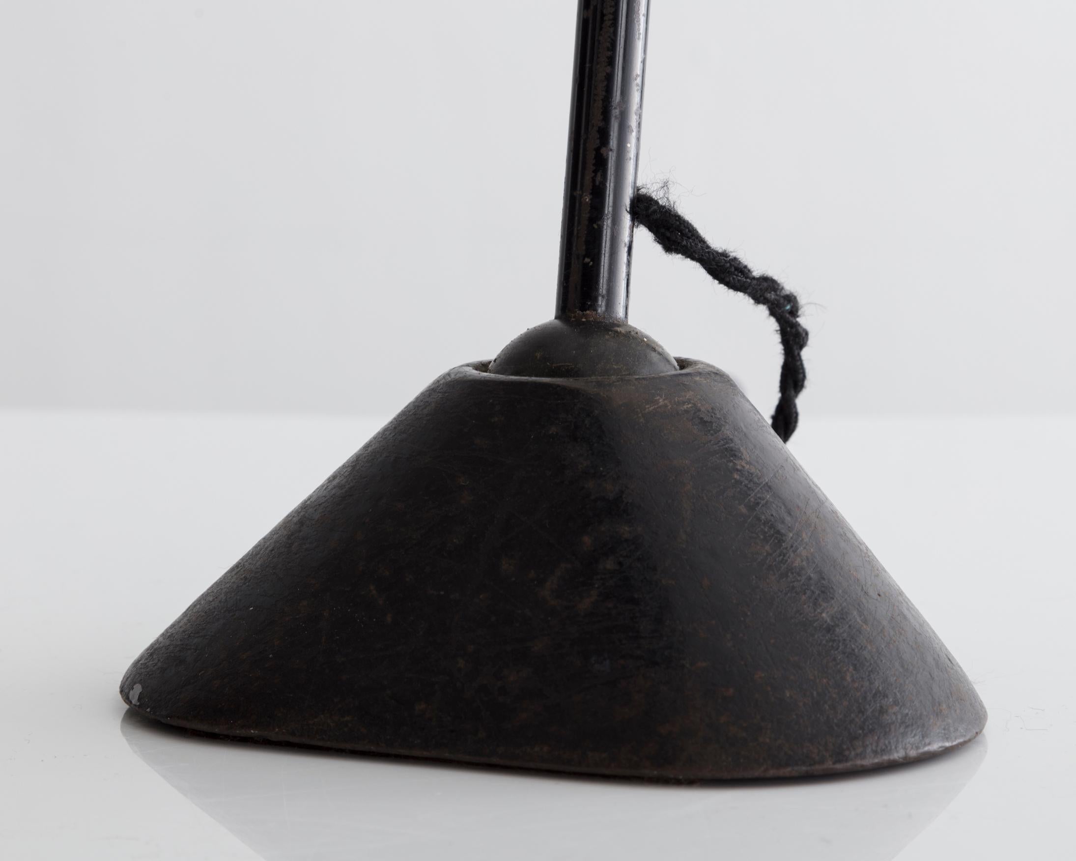 Early 20th Century Table Lamp in Black Metal with Triangular Base by Bernard-Albin Gras, 1920s