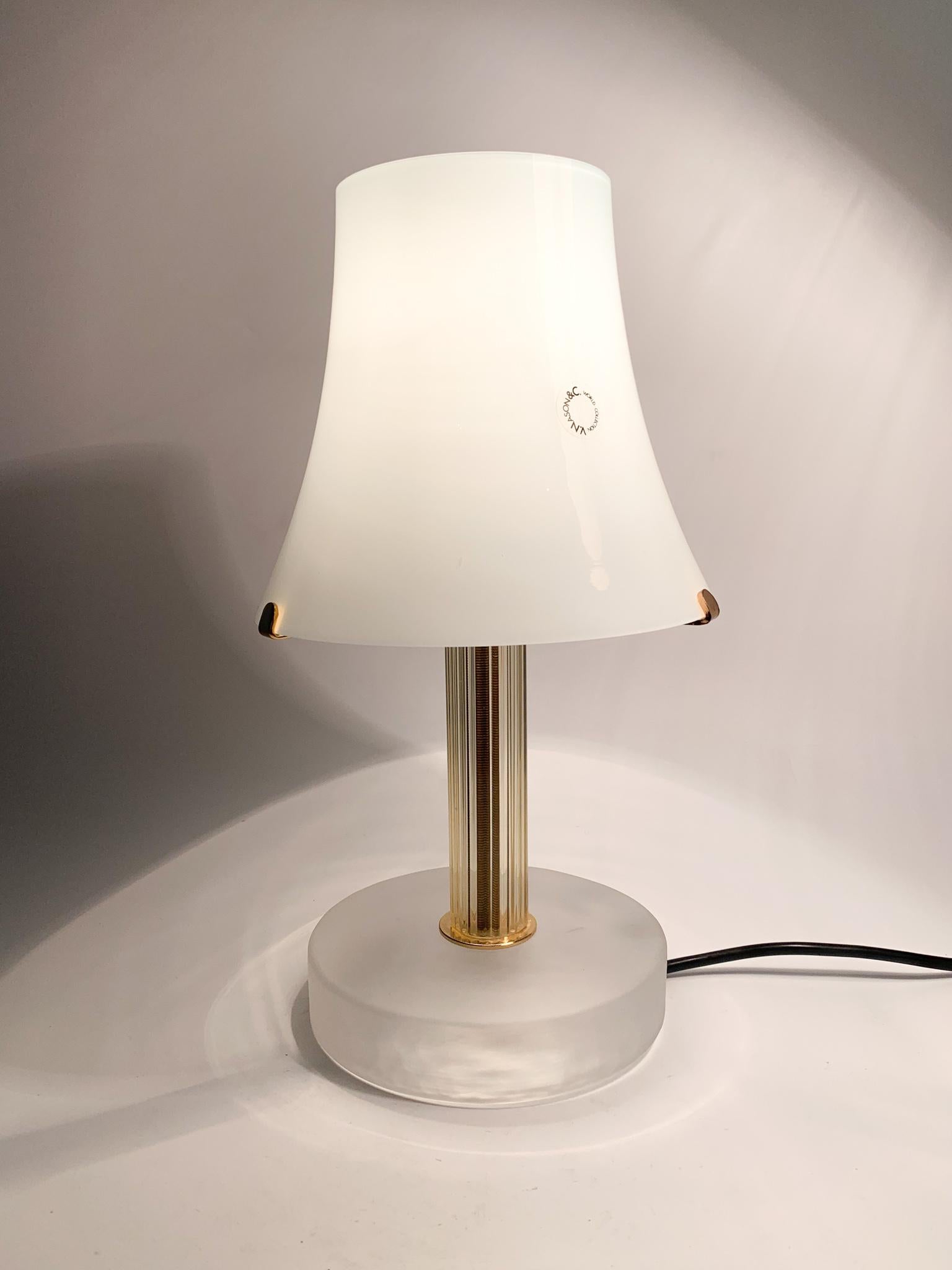 Table Lamp in Blue Murano Glass and Golden Stem by Nason from the 80s For Sale 1
