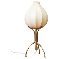 Lampada da tavolo in ottone e resina cocoon modello 601 di Elektrometall Malmö, Svezia