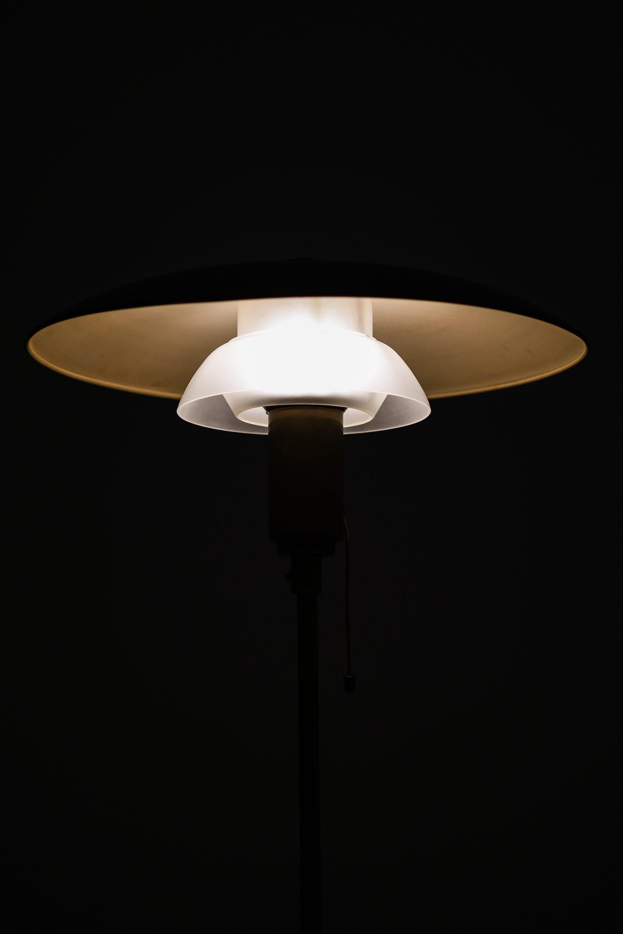 Lampada da tavolo in ottone e vetro, anni '50 In condizioni buone in vendita a Limhamn, Skåne län