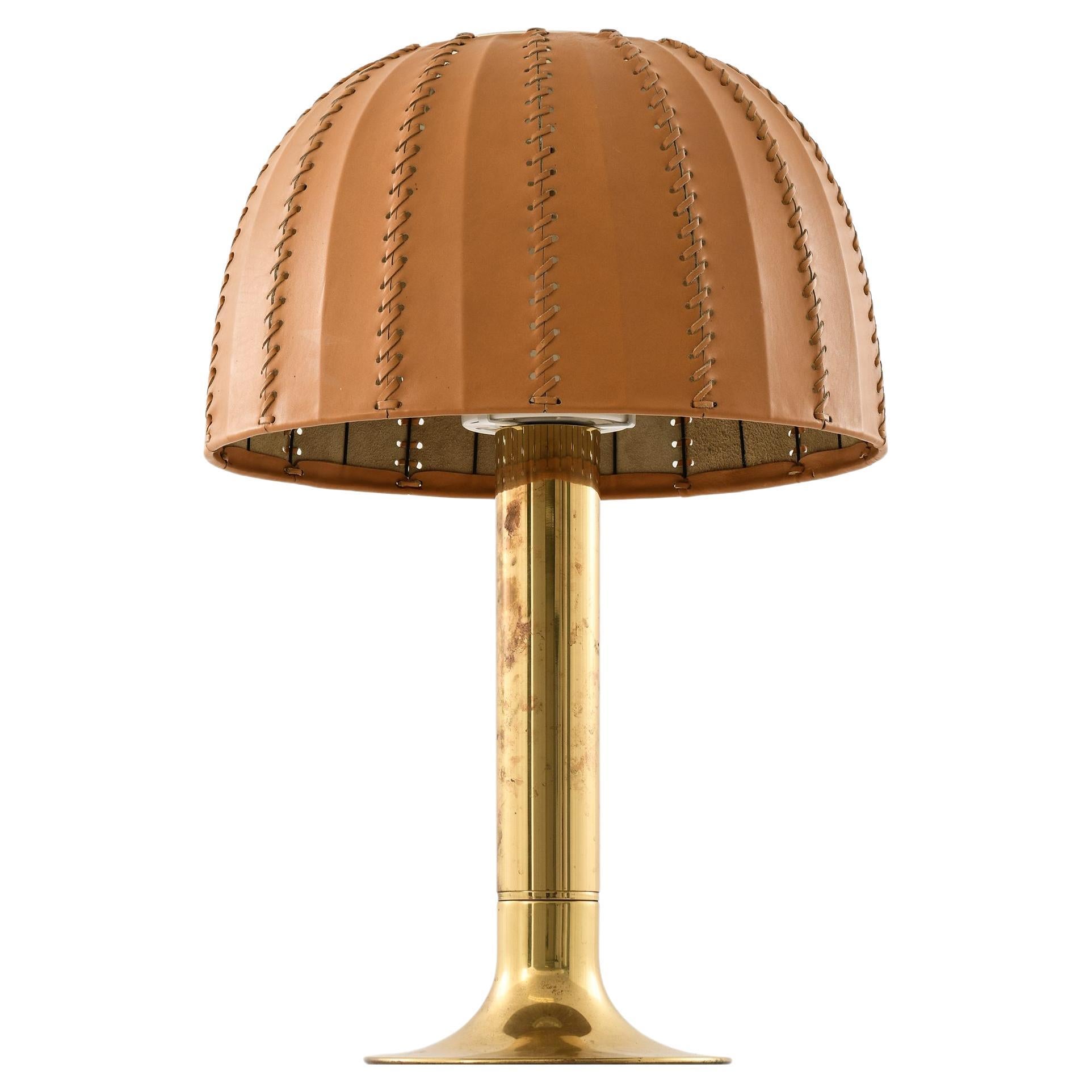 Table Lamp in Brass and Original Leather Lamp Shade by Hans-Agne Jakobsson, 1963 en vente