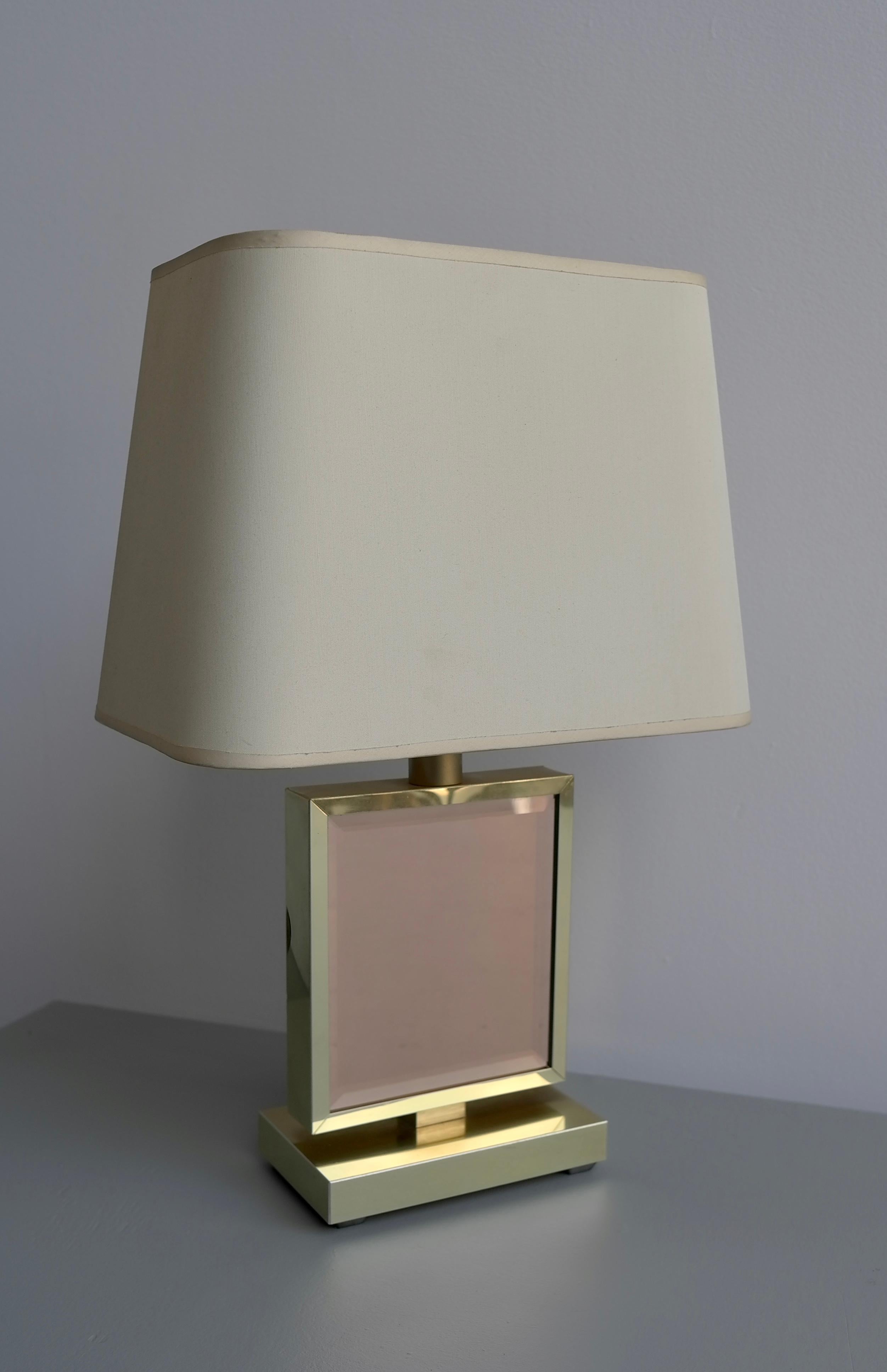 Mid-20th Century Table Lamp in Brass and Pink Glass, France, 1970s