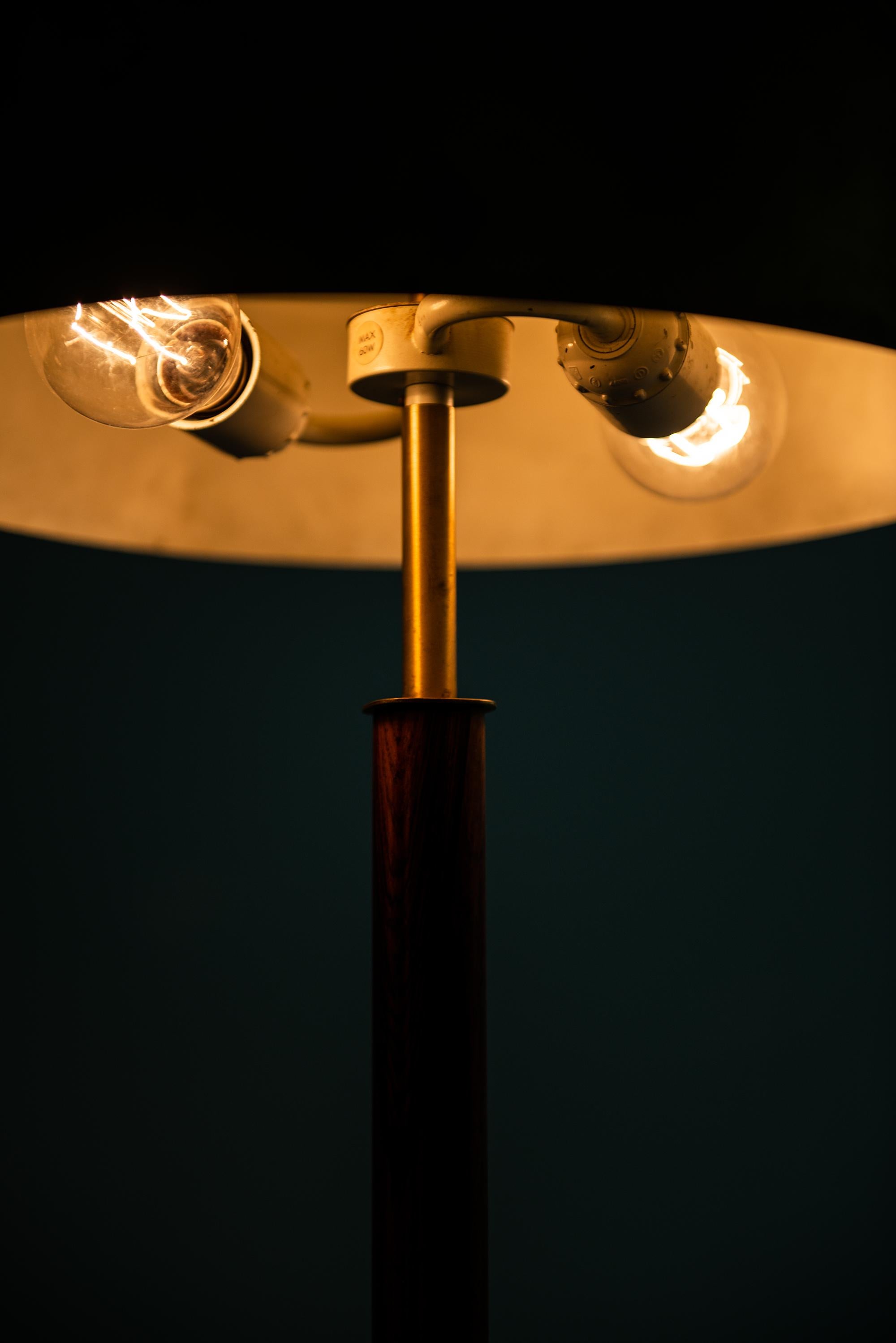 Table Lamp in Brass and Rosewood Produced by Boréns in Sweden For Sale 1