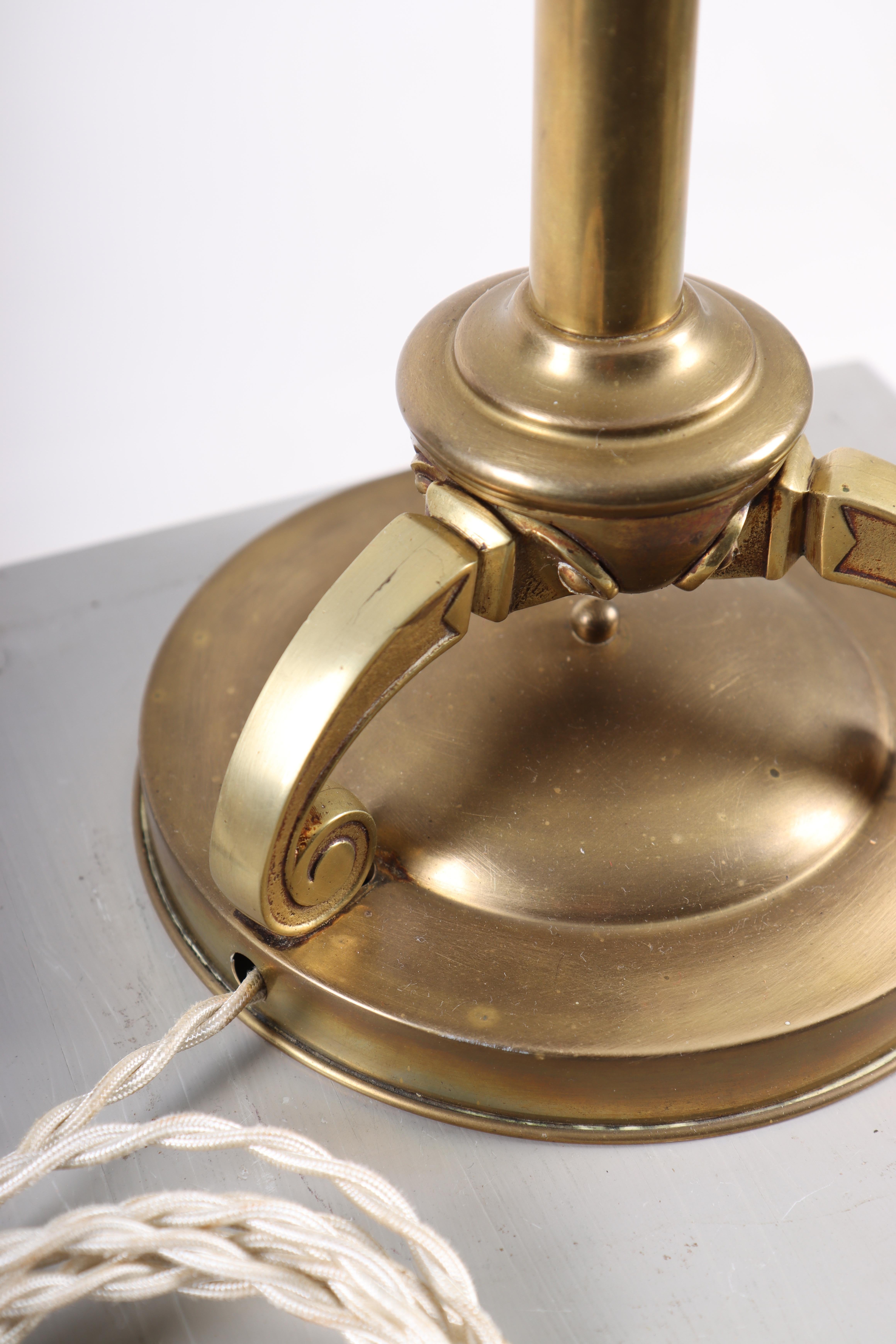 Table Lamp in Brass by Fog & Mørup 1930s In Good Condition For Sale In Lejre, DK