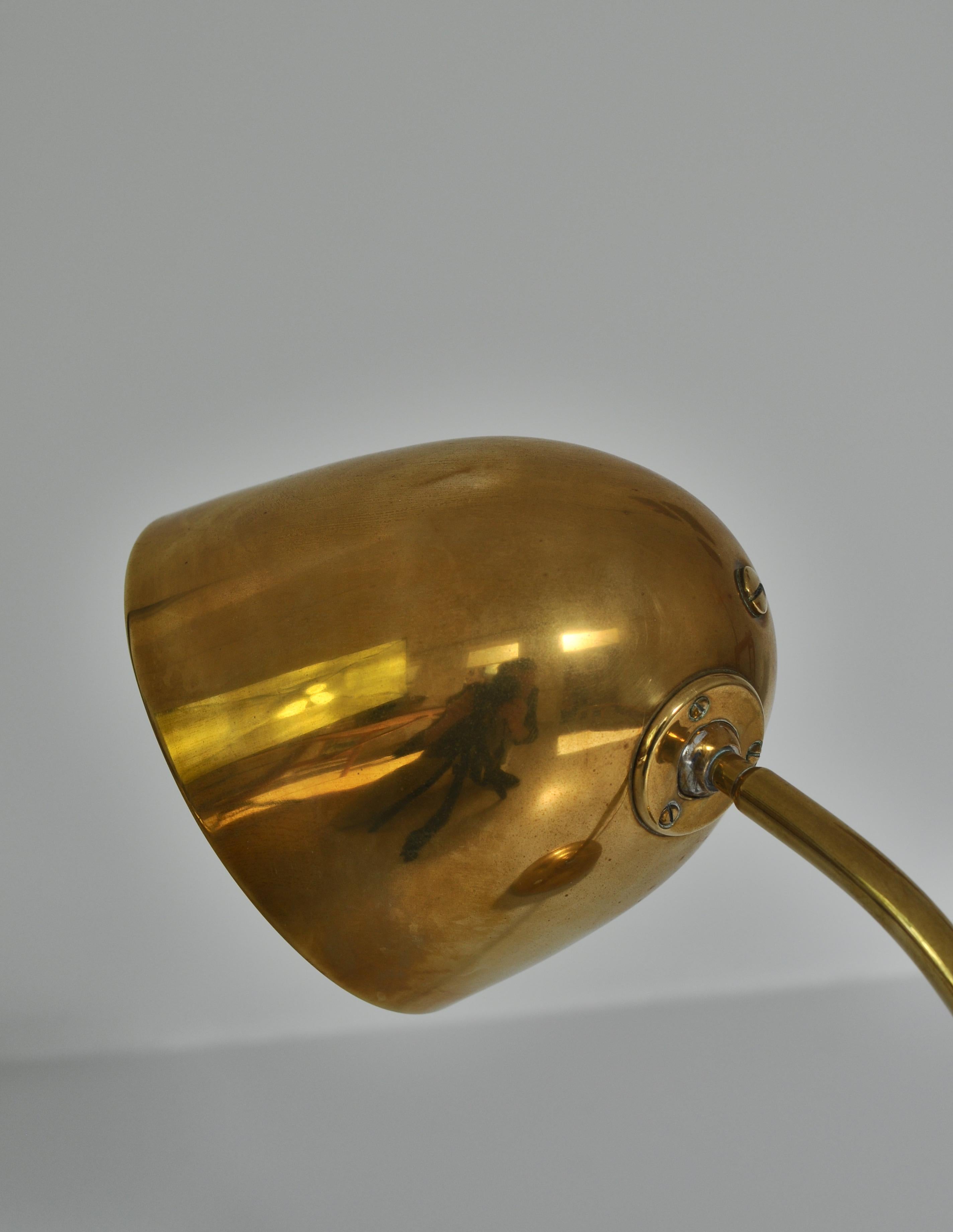 Table Lamp in Brass by Vilhelm Lauritzen for Fog & Mørup, 1940s 7