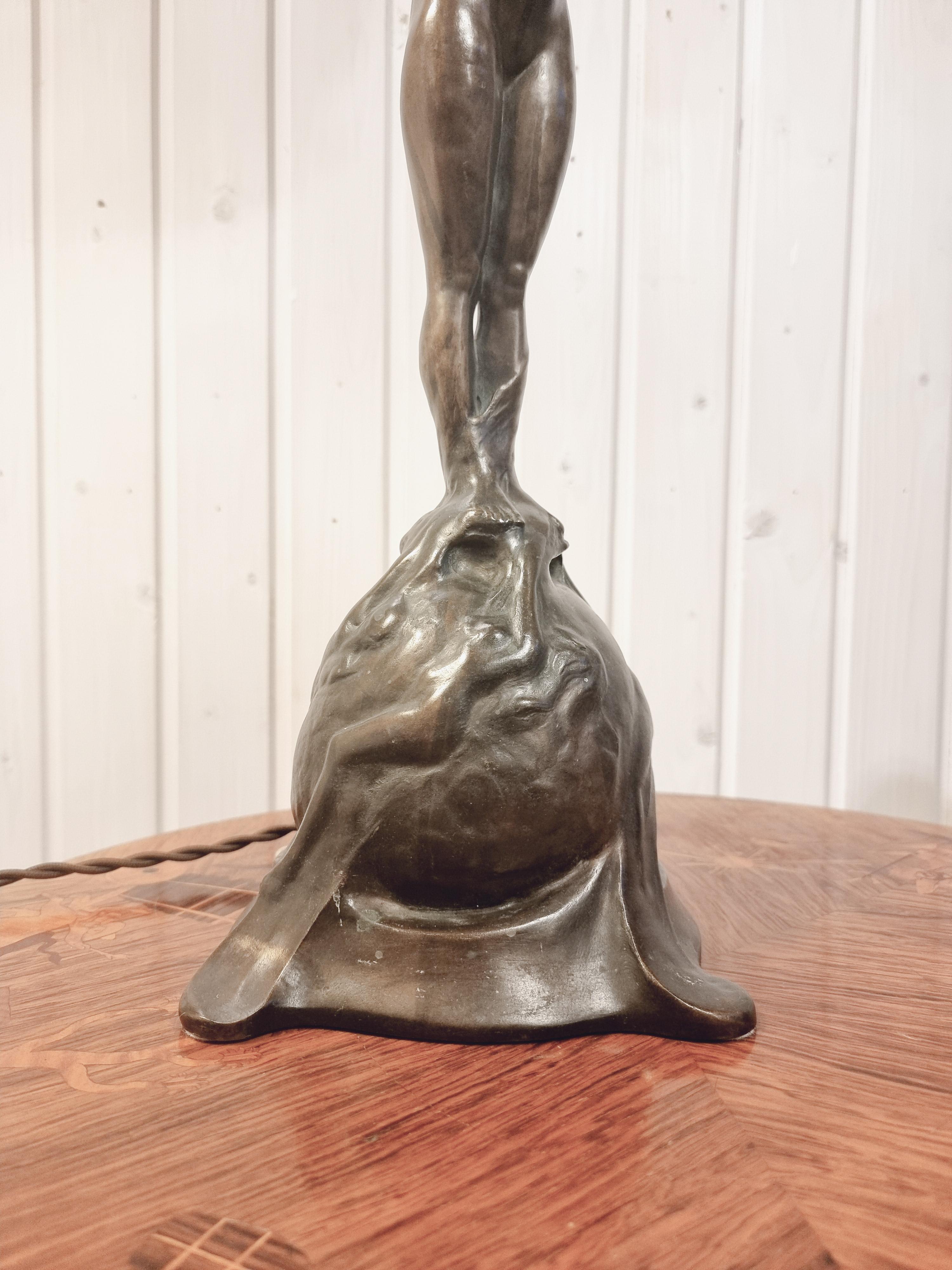Lámpara de sobremesa de bronce, Gerda Sprinchorn para Herman Bergman Estocolmo, Art Nouveau en venta 4
