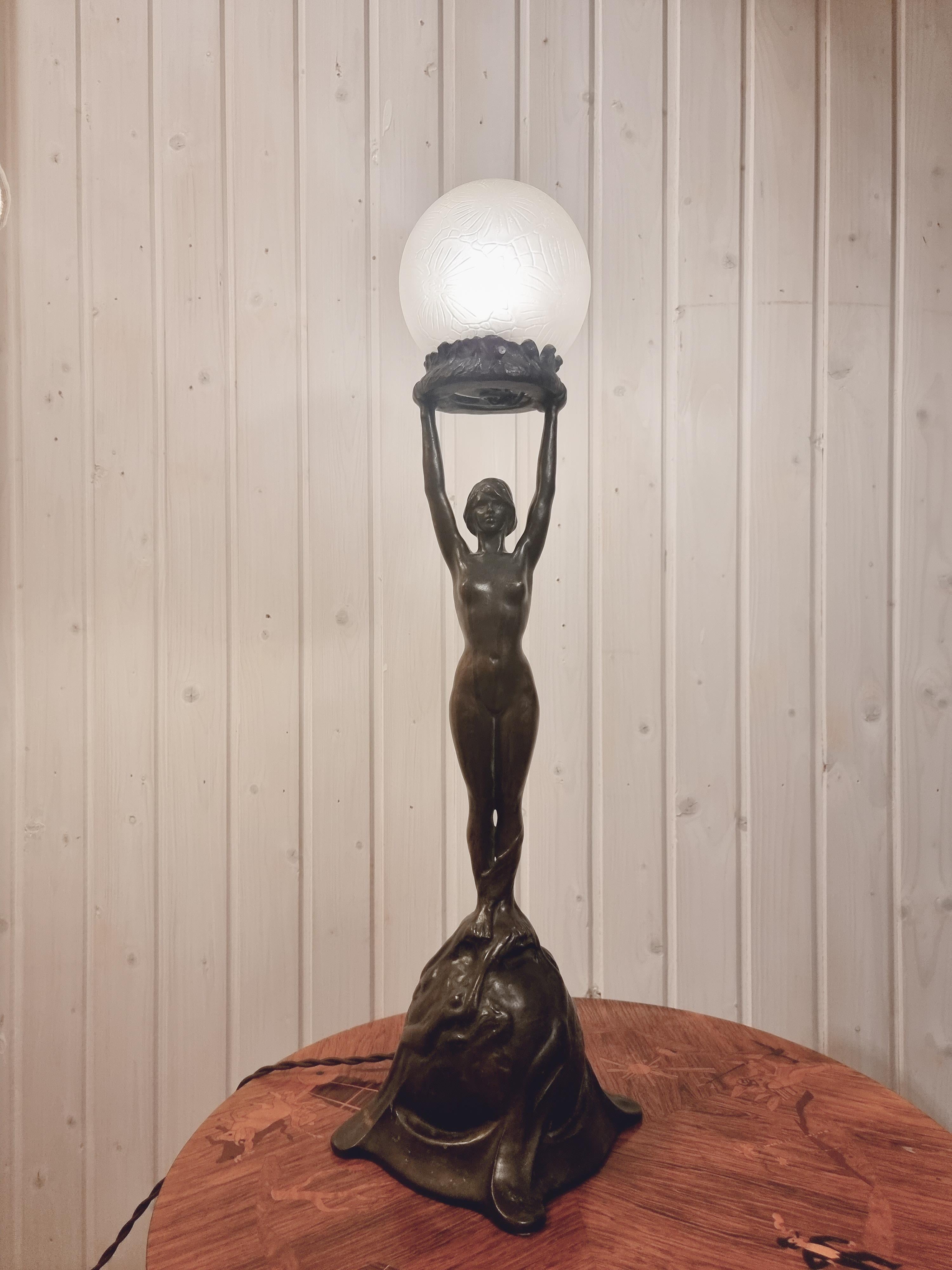 Table Lamp in bronze, Gerda Sprinchorn for Herman Bergman Stockholm, Art Nouveau For Sale 8