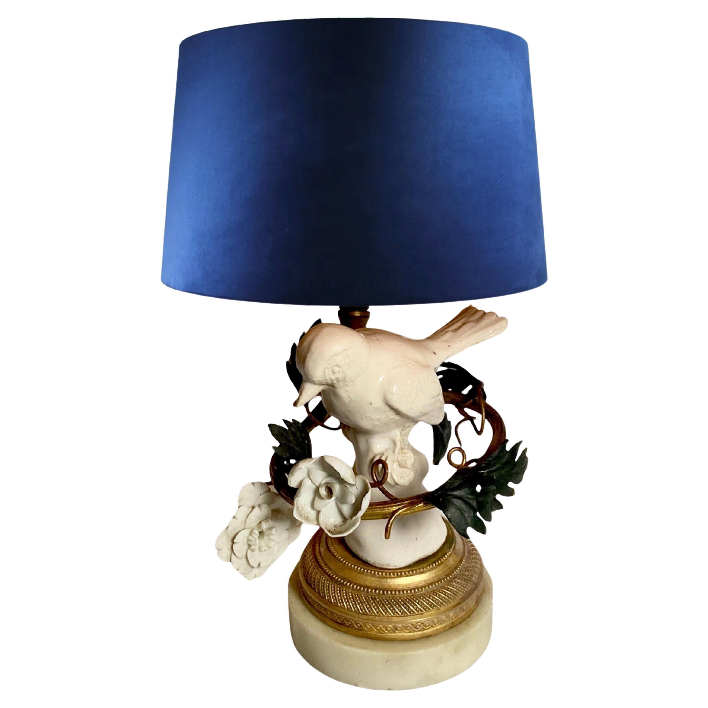 Lampada da tavolo in ceramica e ottone, colore bianco e oro, Francia, XIX secolo in vendita