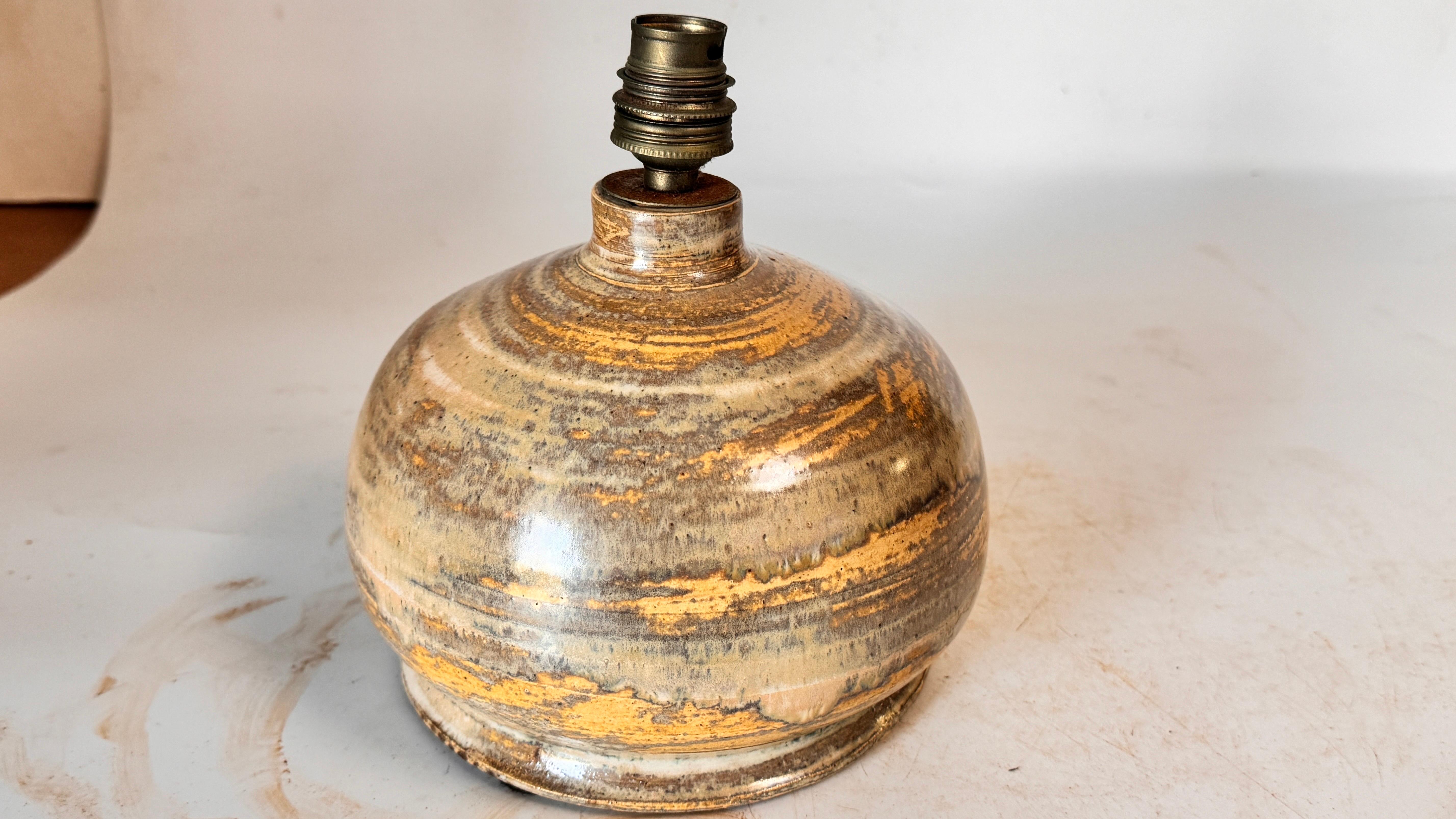 Lámpara de Sobremesa de Cerámica color Marrón Francia 1960 Cerámico en venta