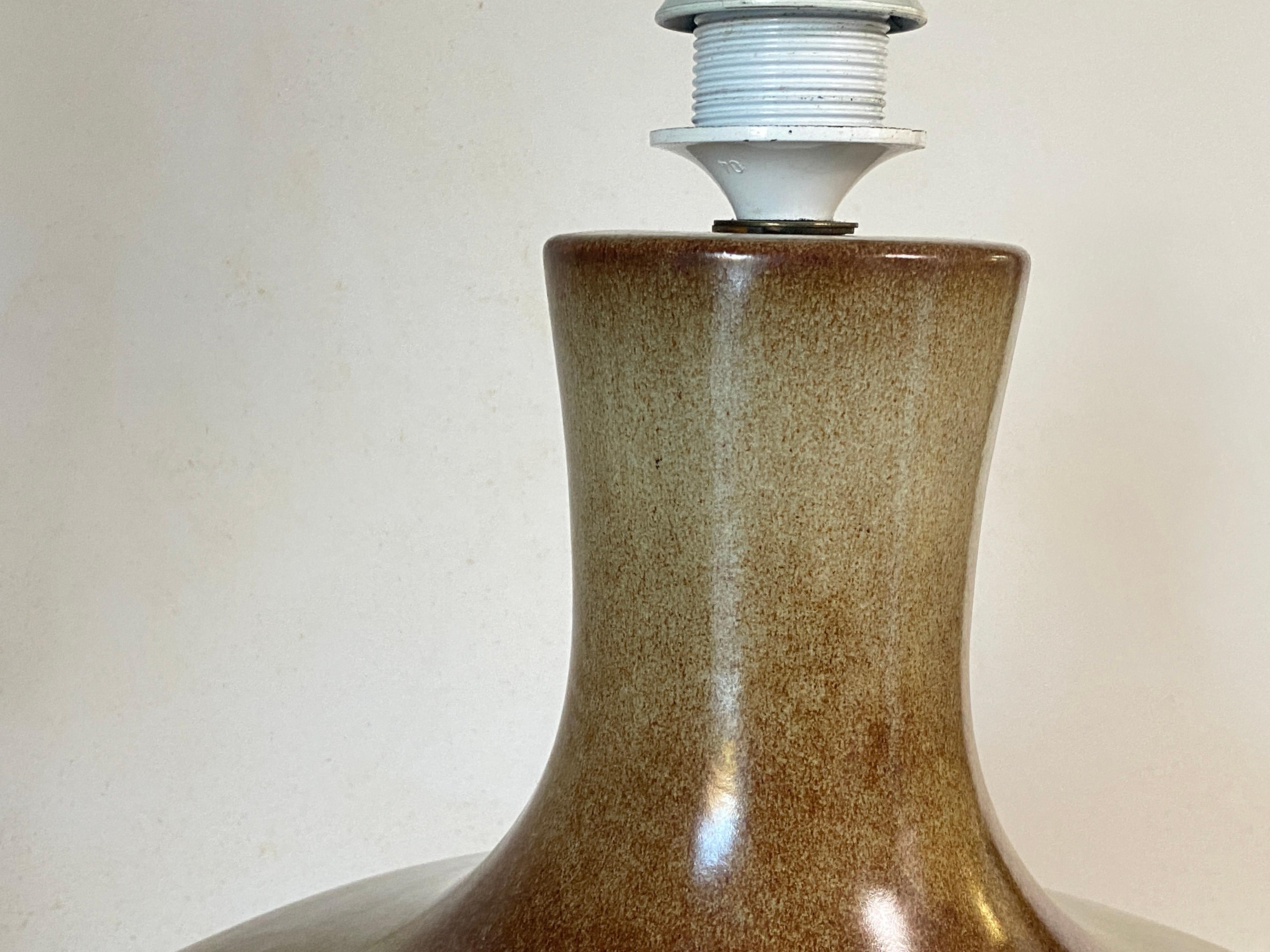 Large Table Lamp in Ceramic Brown color France 1970 Signed West Germany For Sale 10