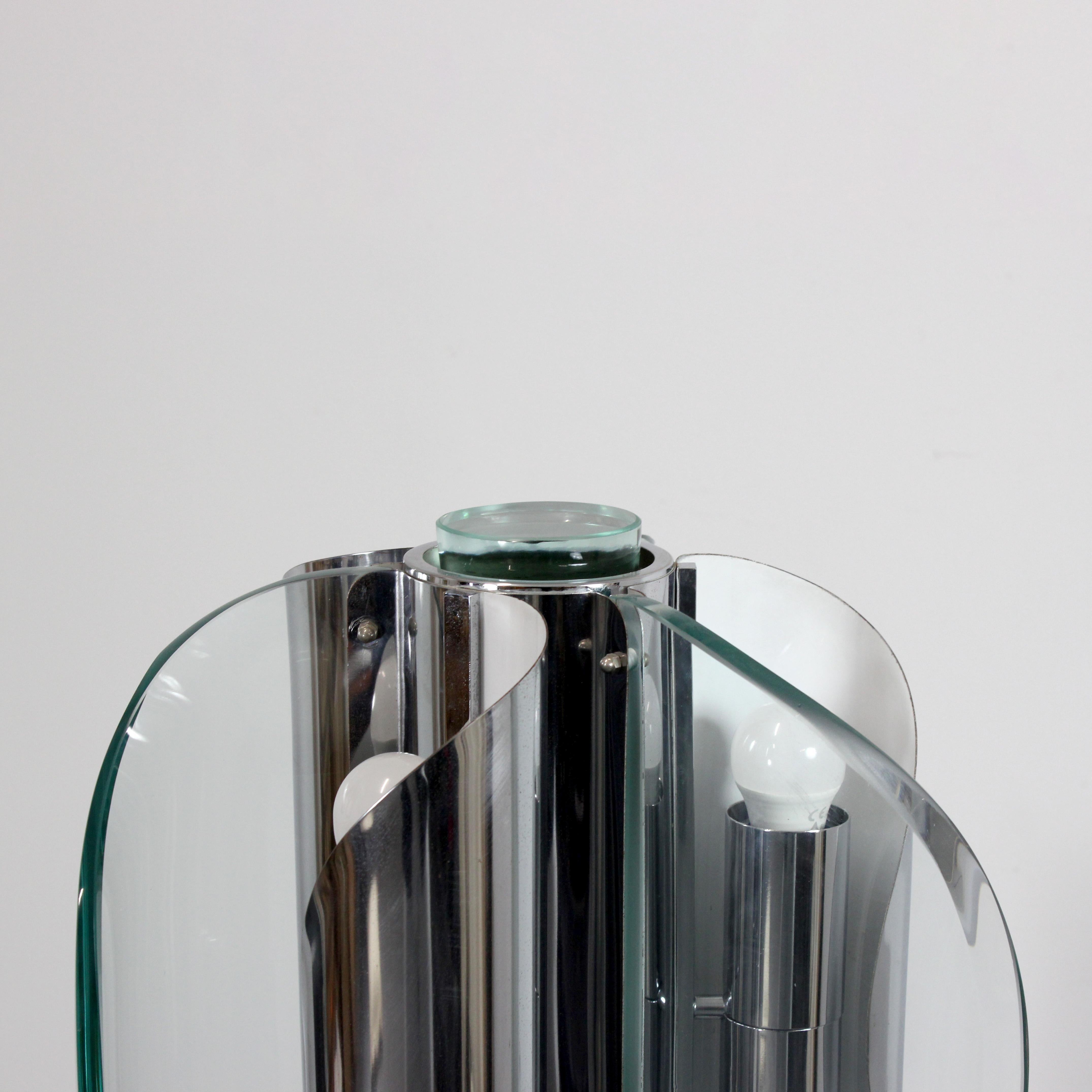 Lampe �à poser en verre clair et acier chromé - Attr. Max Ingrand - à Fontana Arte en vente 2