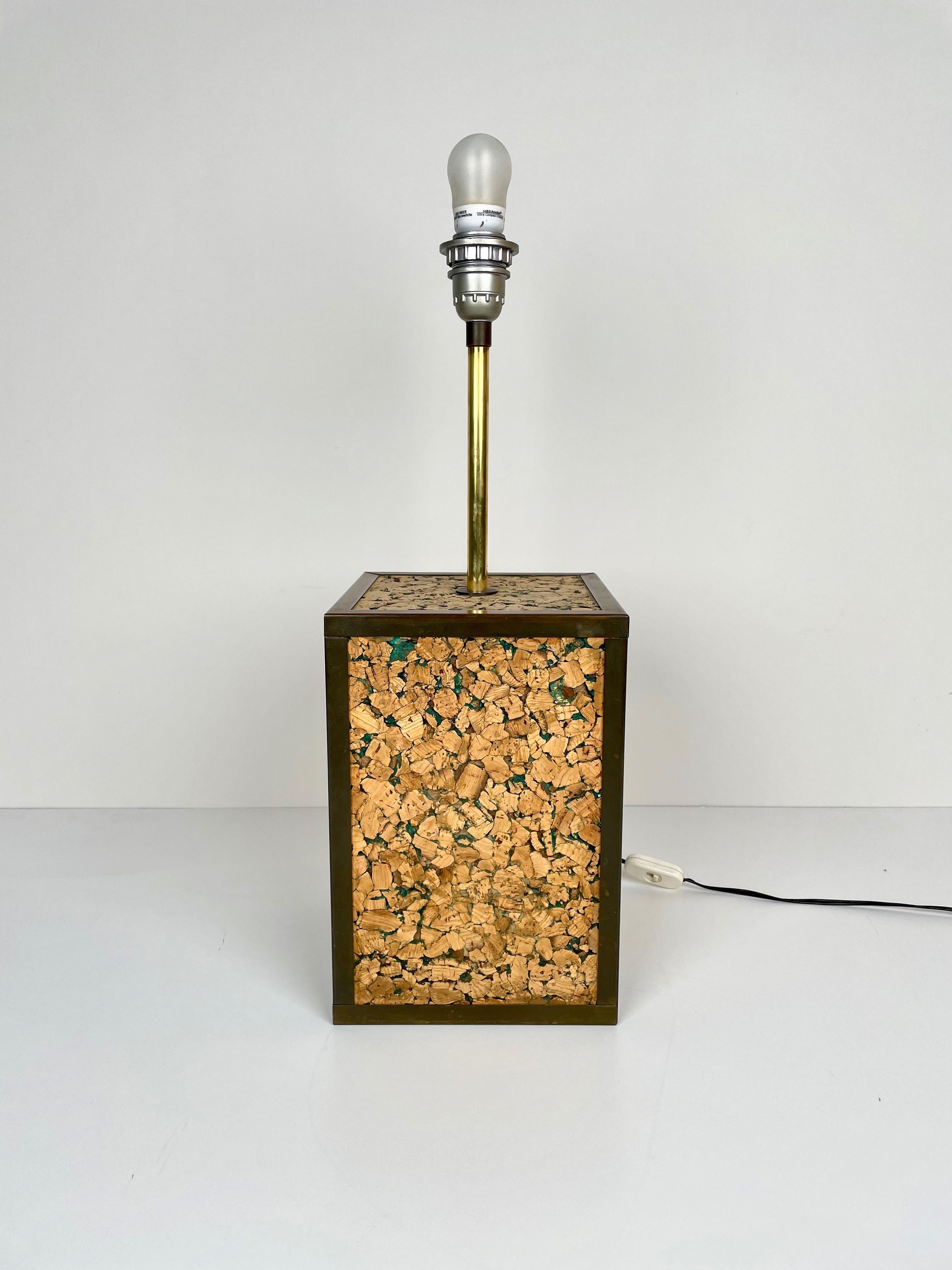 Mid-Century Modern Table Lamp in Cork and Brass, Italy, 1970s For Sale