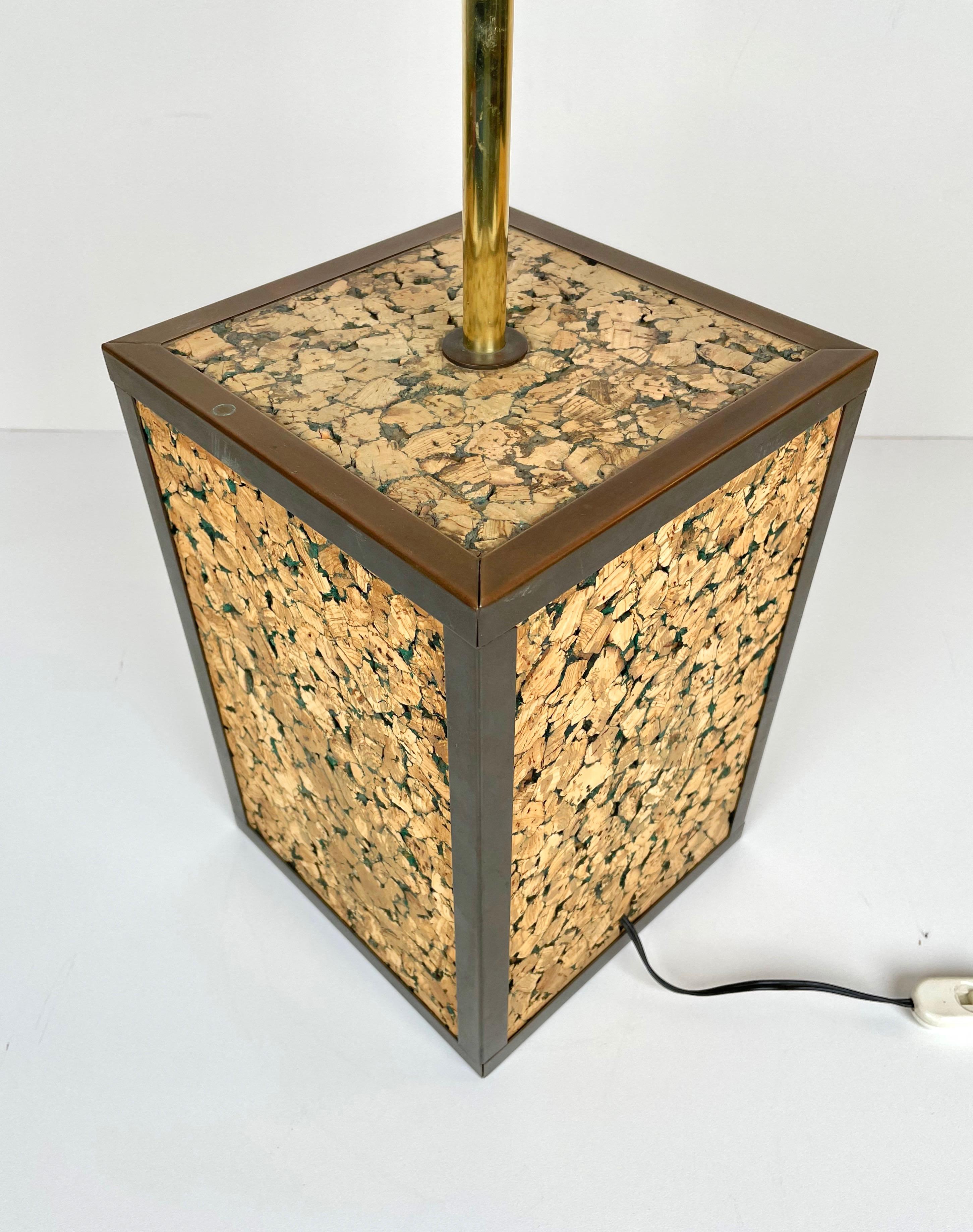 Italian Table Lamp in Cork and Brass, Italy, 1970s For Sale